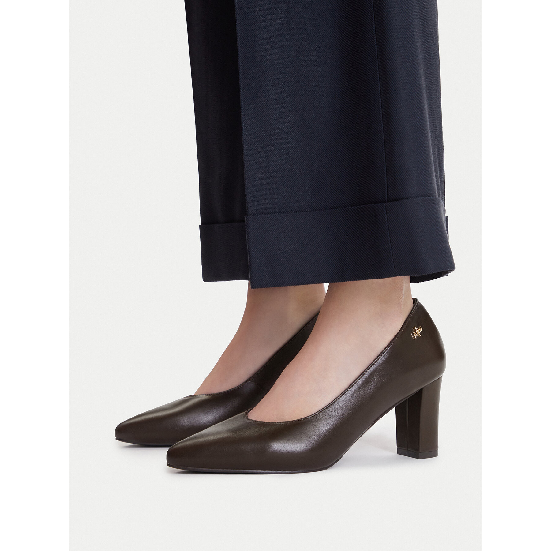 Pantofi pumps MEXX EO-WS3990-01 Maro închis