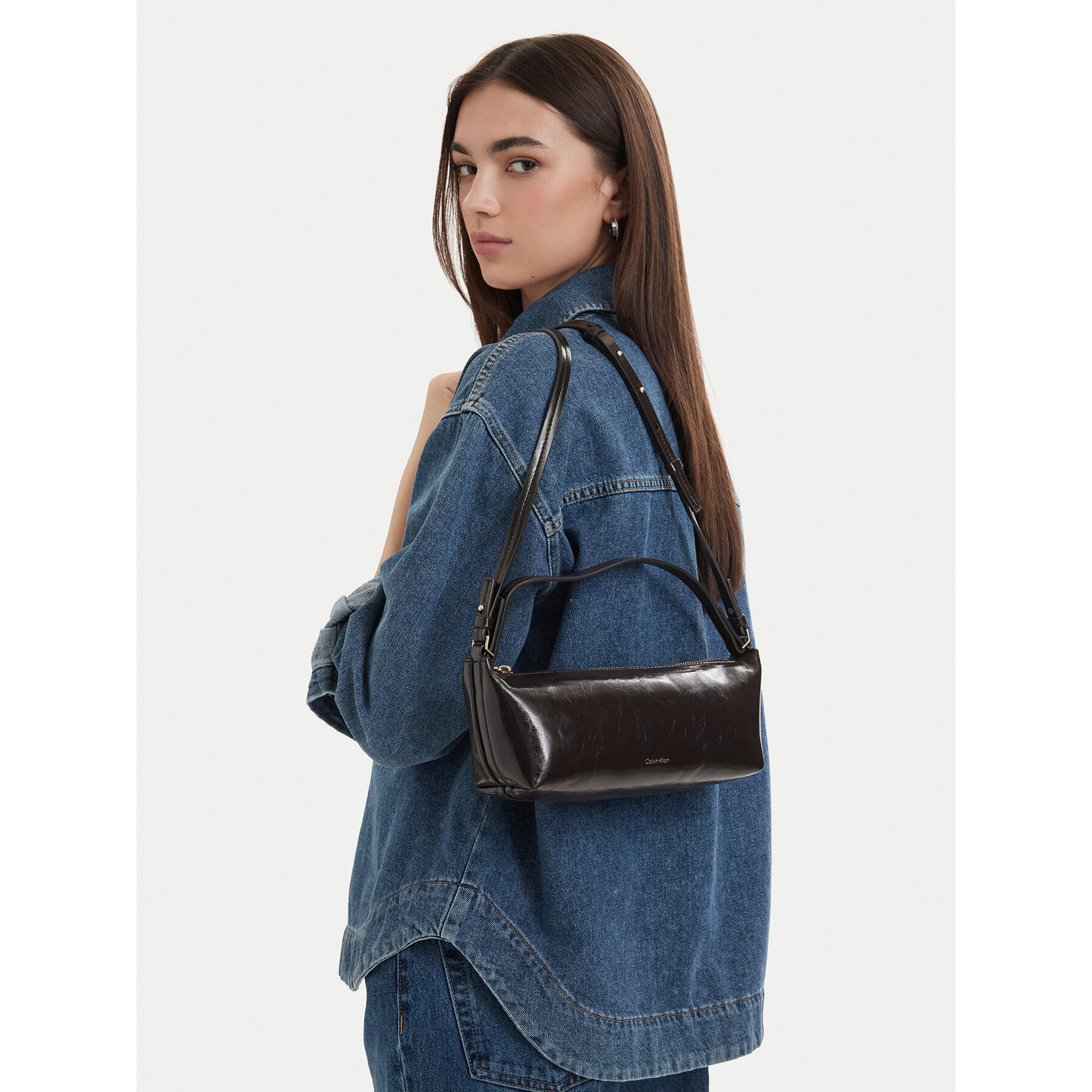 Ročna torba Calvin Klein Foil Logo Glossy Conv Bag LV04F3738G Rjava