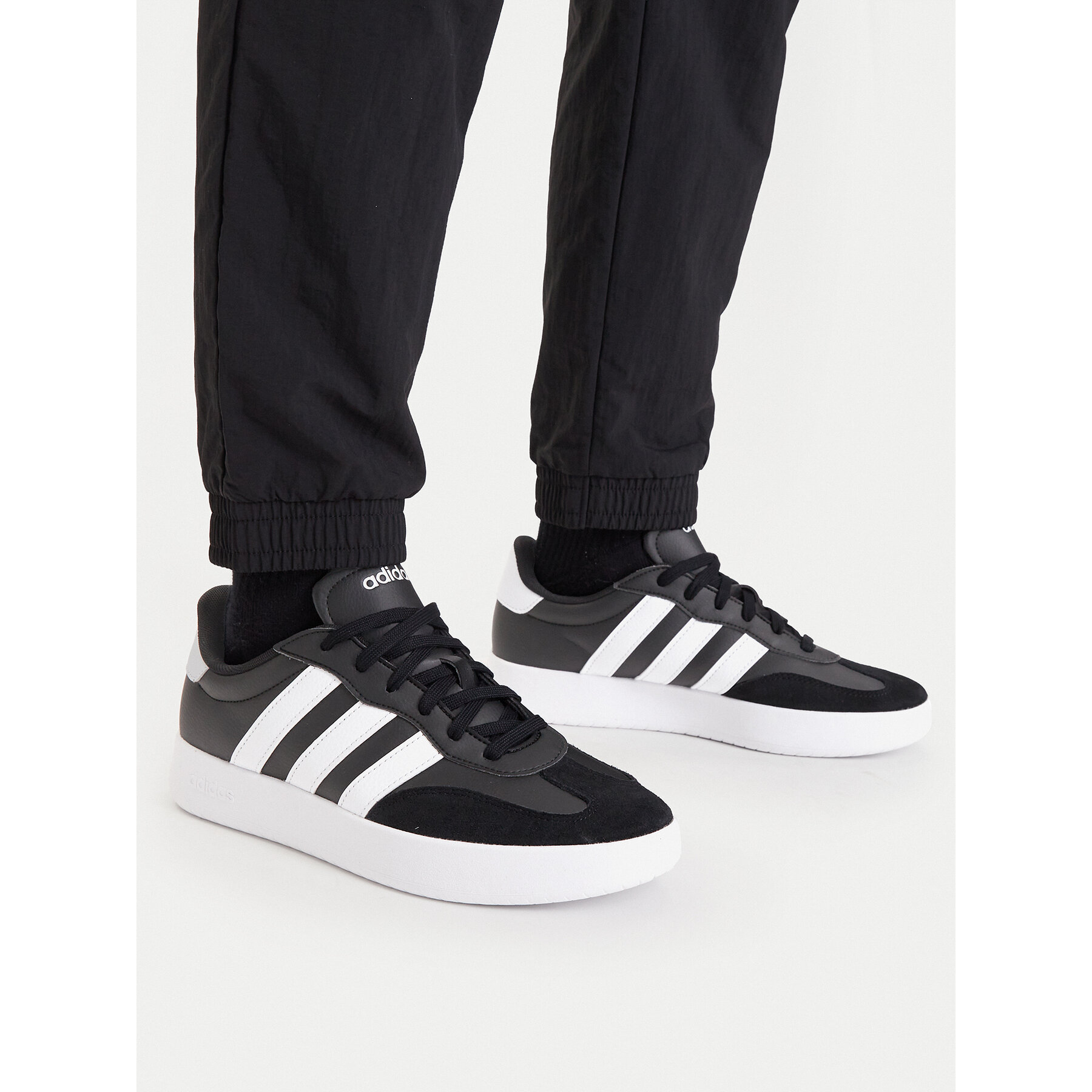 Sneakers adidas Barreda JI2307 Negru