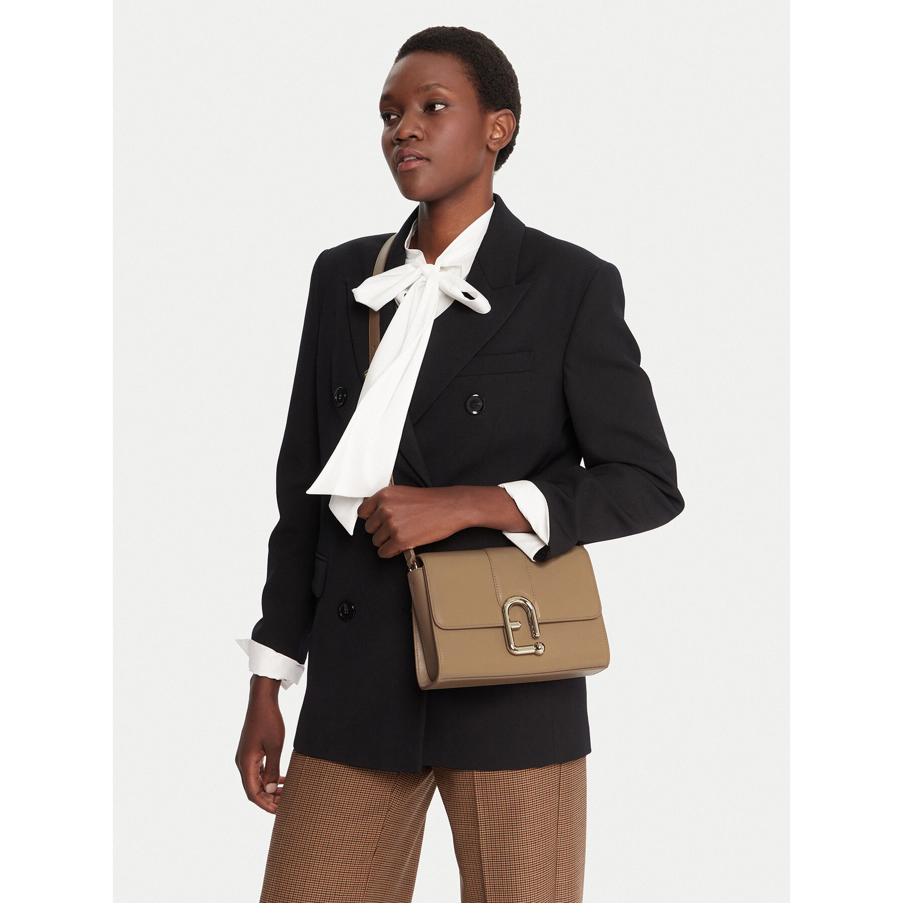Kabelka Furla Urban  WB01683 BX3346 IT 1257S Béžová