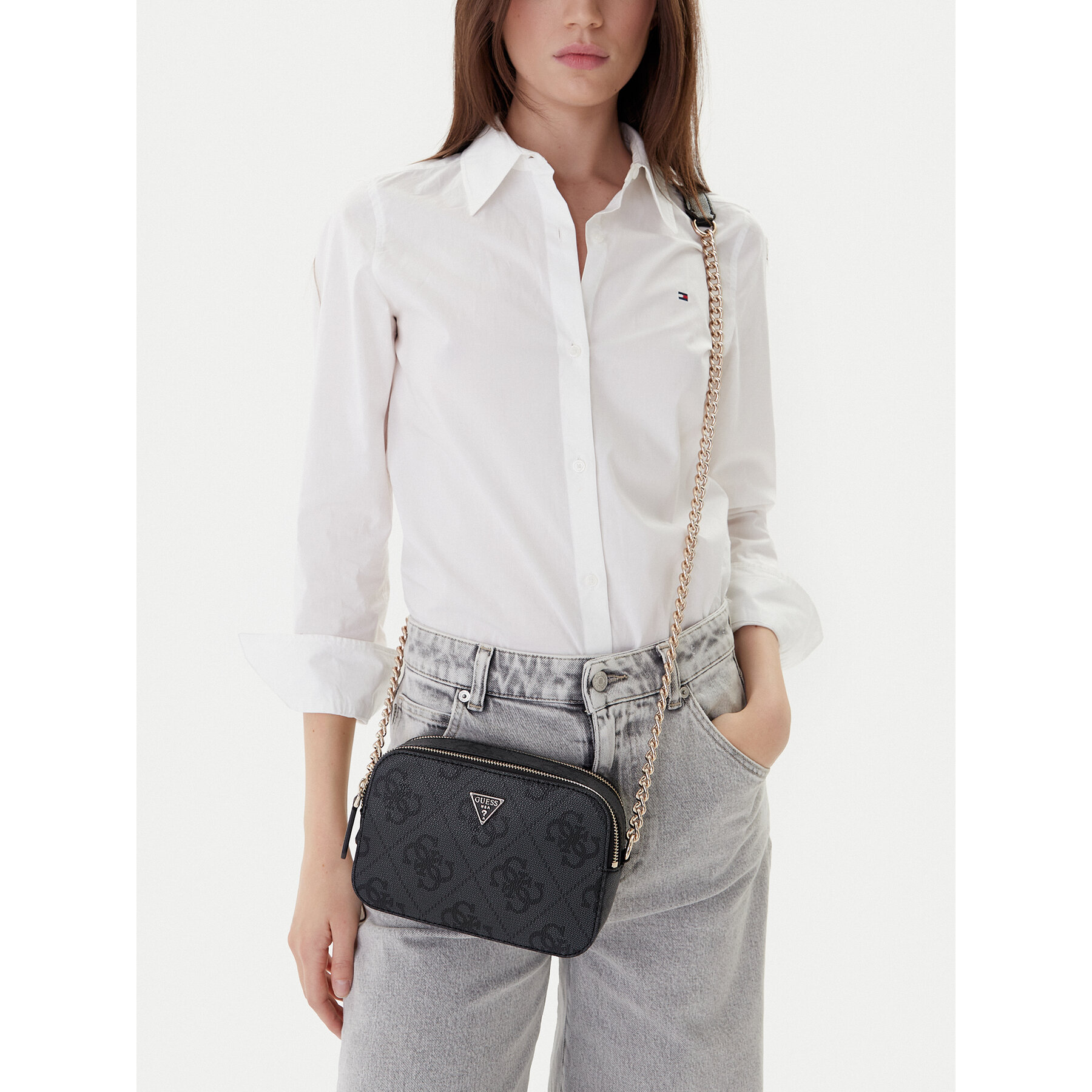 Дамска чанта Guess Noelle II HWSO96 72140 Сив