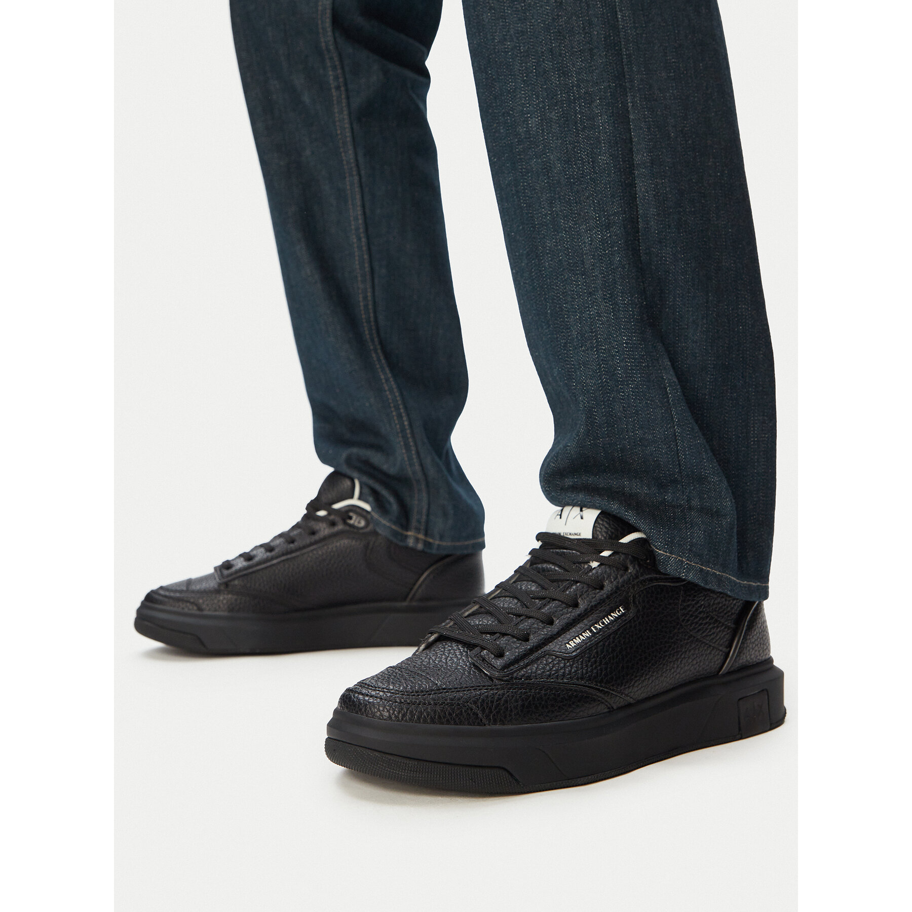 Tenisice Armani Exchange XM002205 AF21444 UC001 Crna