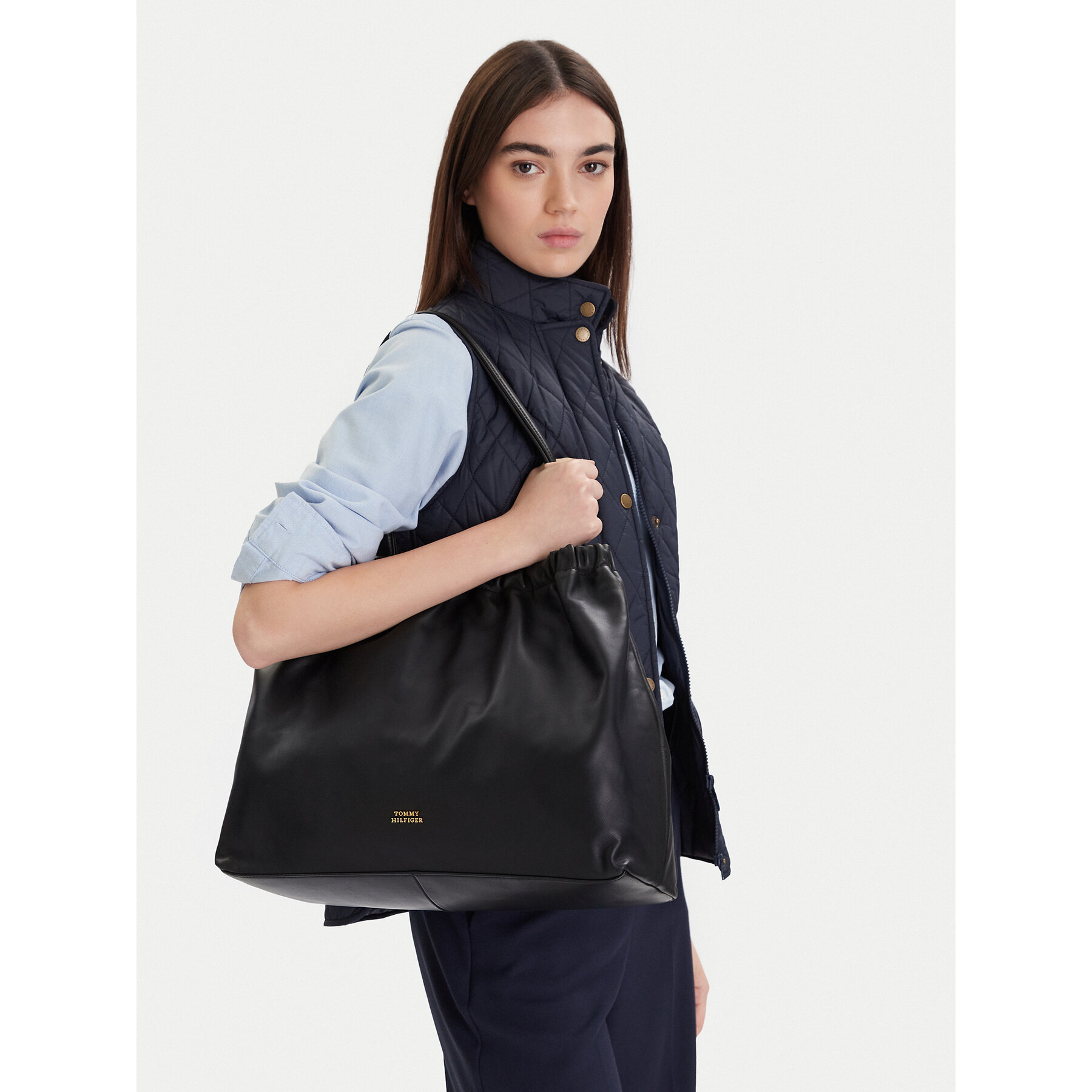 Geantă Tommy Hilfiger Soft Leather Tote AW0AW18308 Negru
