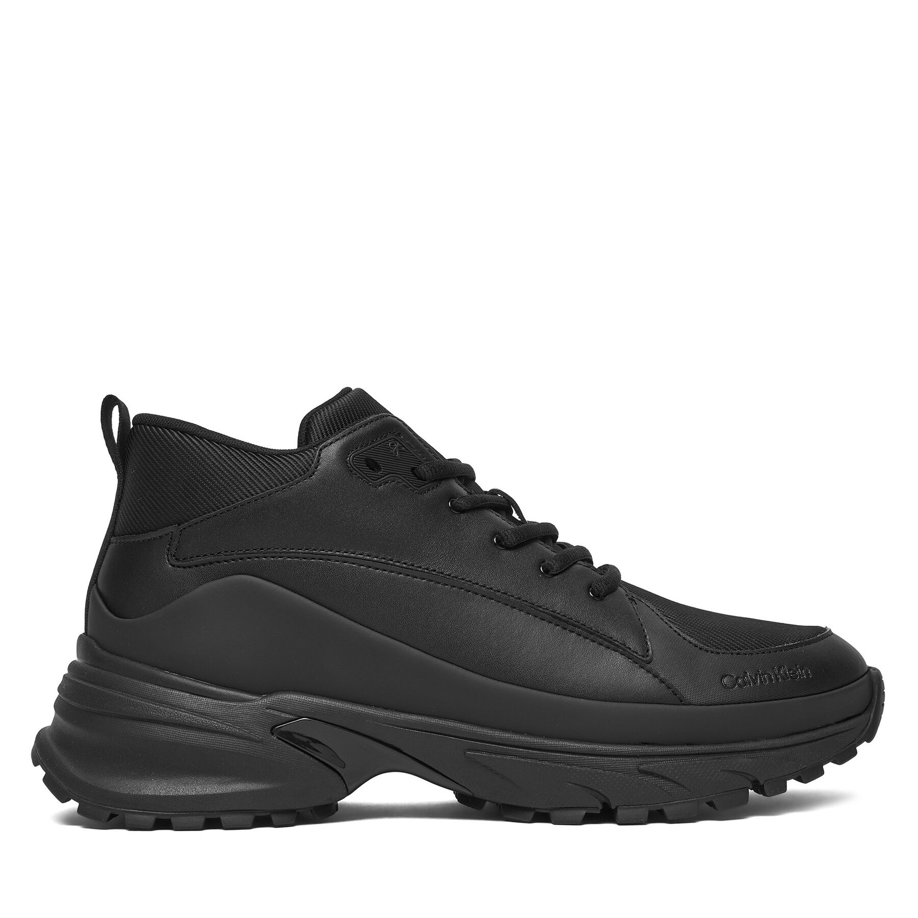 Superge Calvin Klein Hike Runner Mid Laceup Tech Mix YM0YM01418 Črna