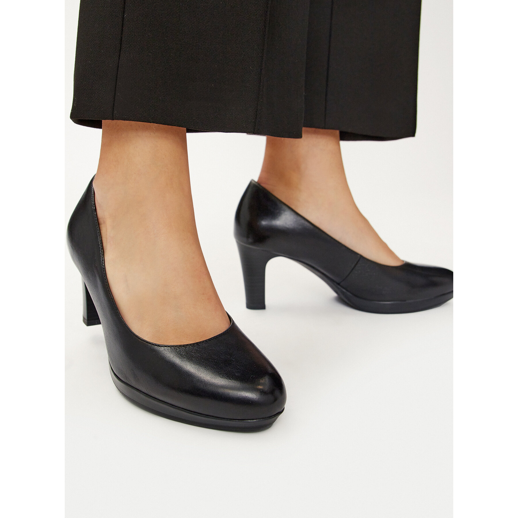 Pantofi pumps Tamaris 1-22410-41 Negru
