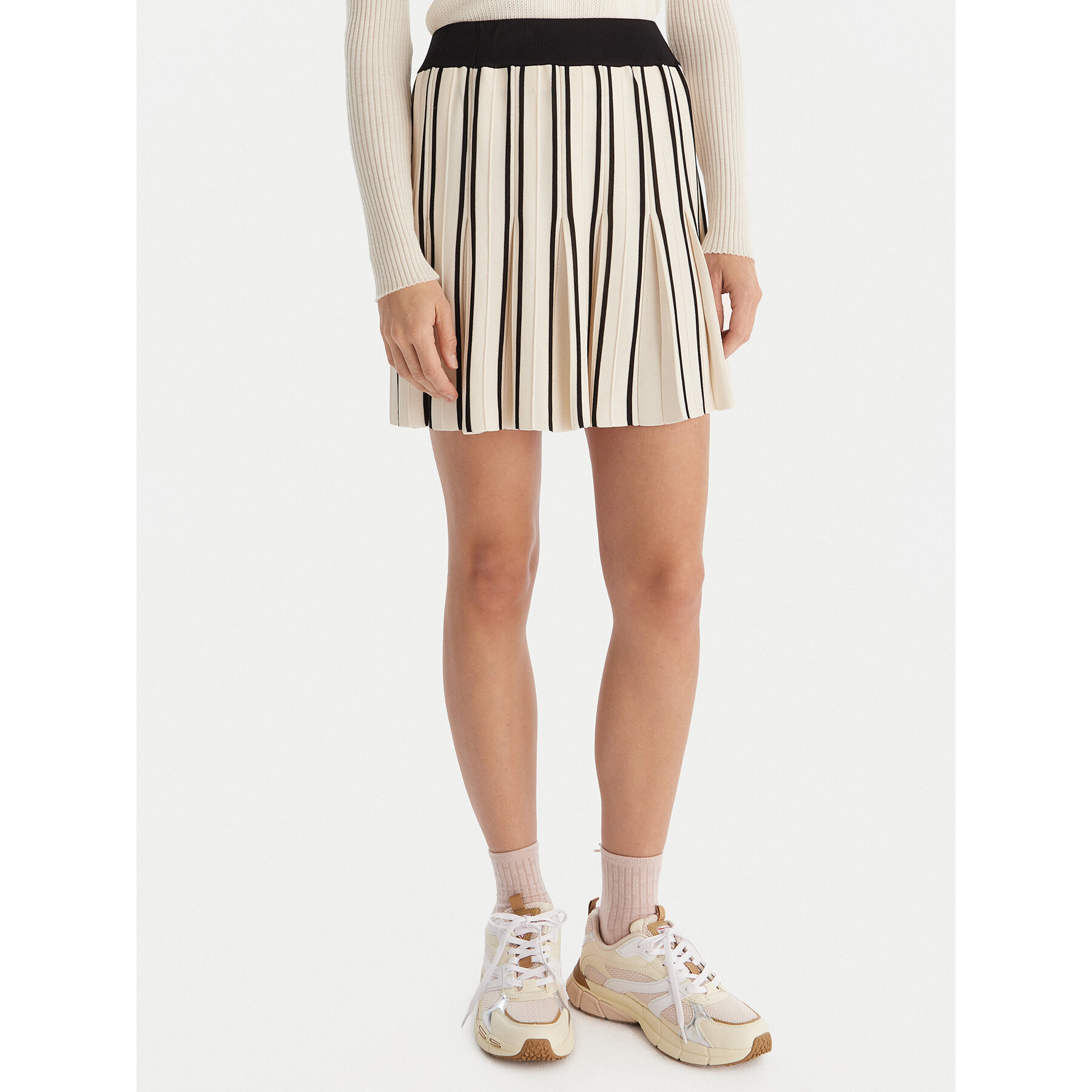 Guess Faltenrock V5GD00 Z3D60 Écru Regular Fit