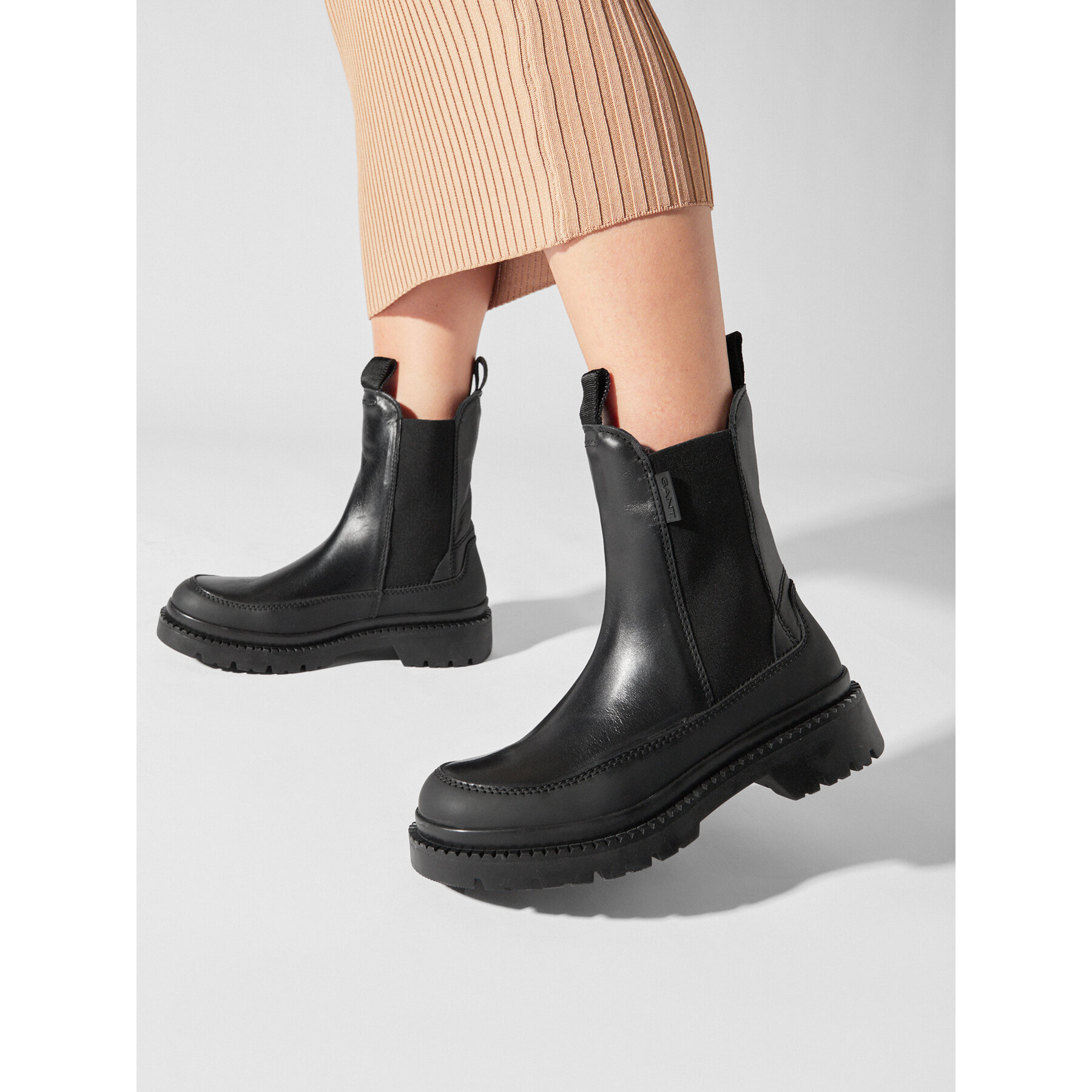 Gležnjarji Chelsea Gant Prepnovo Chelsea Boot 27551396 Črna