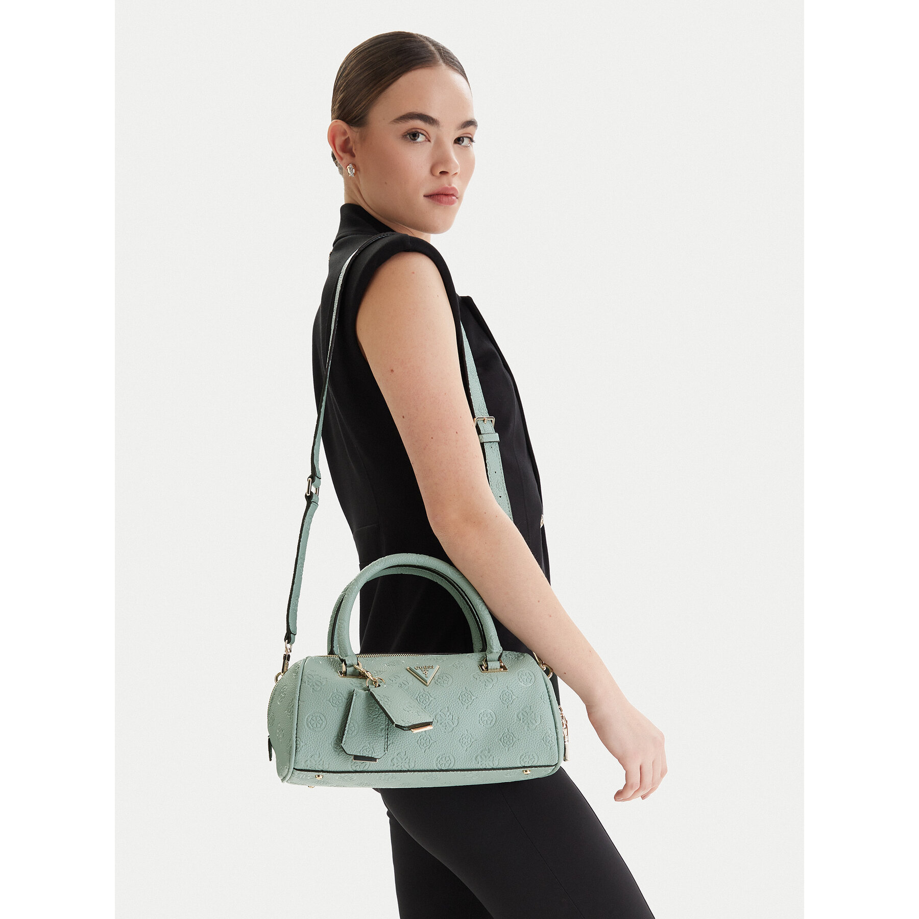 Дамска чанта Guess Cresidia II HWPD98 88080 Син