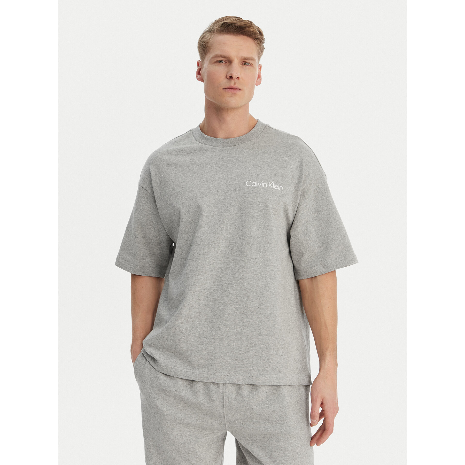 Calvin Klein Underwear T-Shirt S/S Crew Neck LV00NM2929 Grau Relaxed Fit