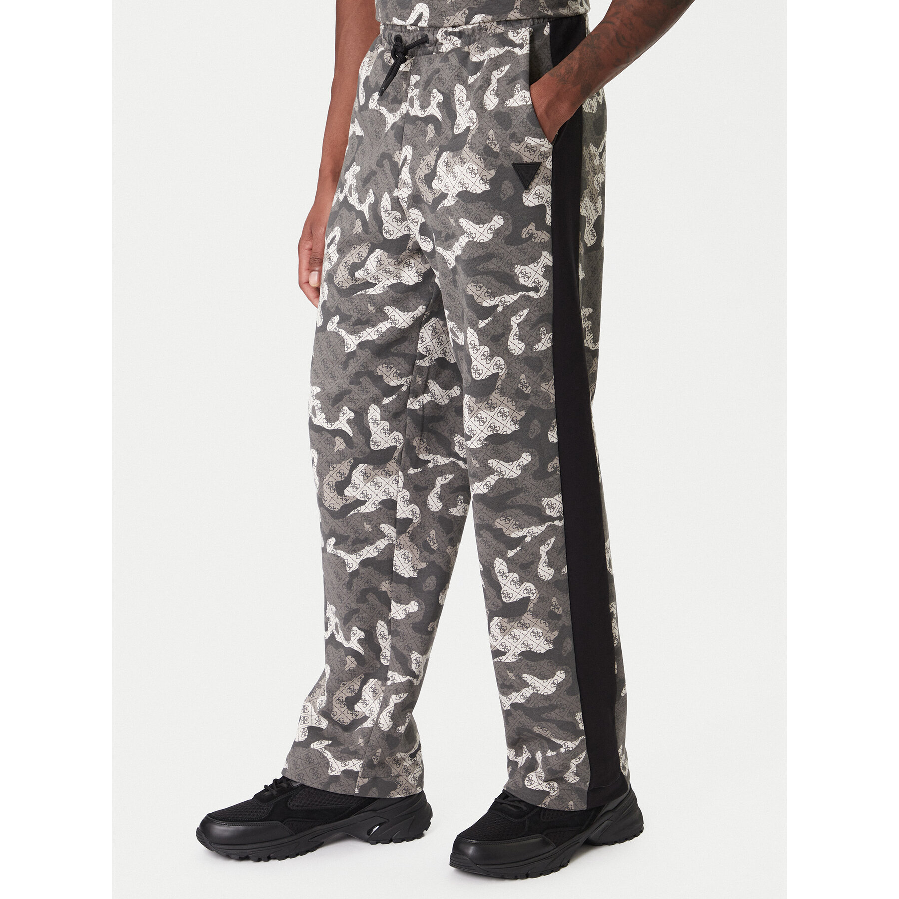 Guess Jogginghose Z6RB02 K9YI1 Grau Regular Fit