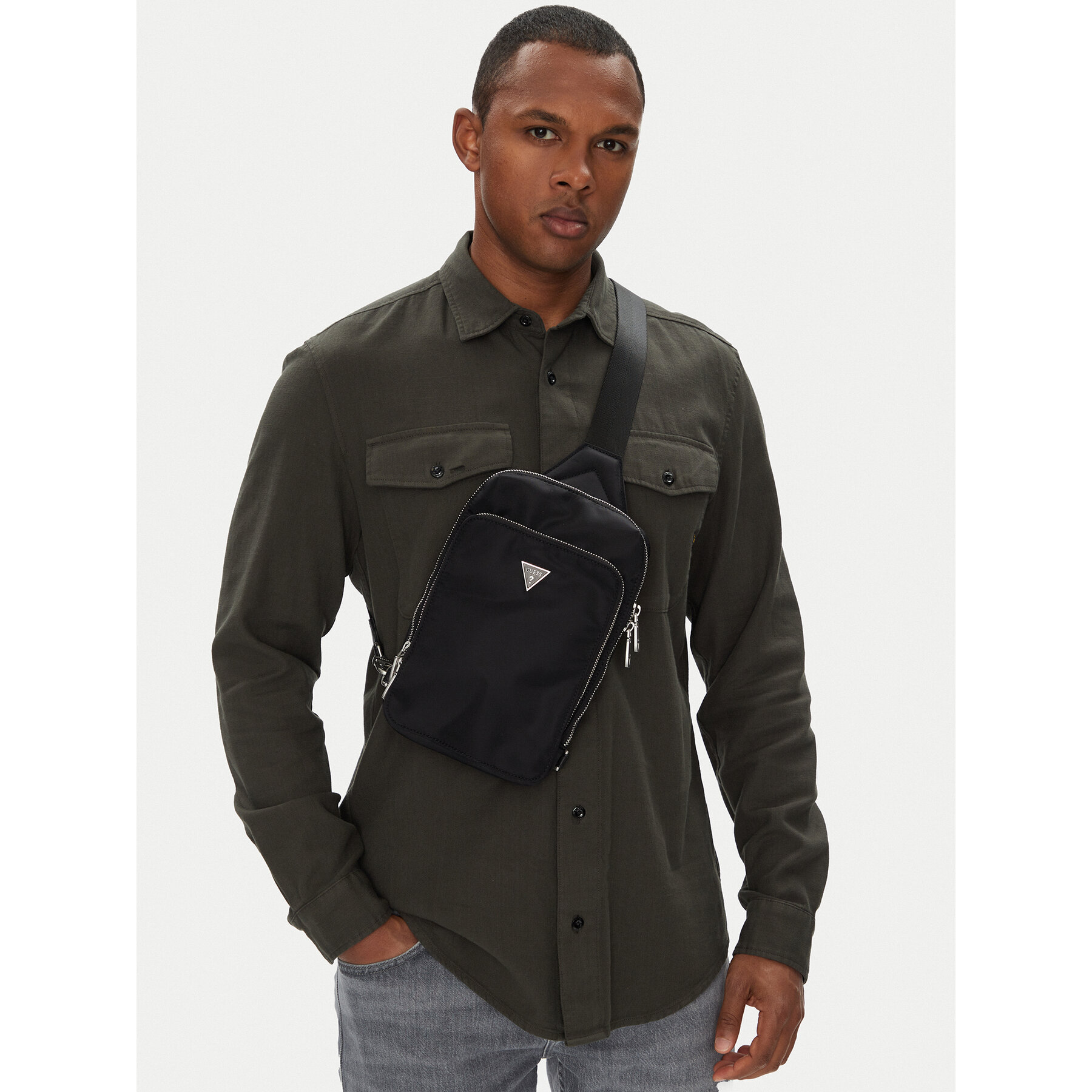 Раница Guess HMMINY P5226 Черен