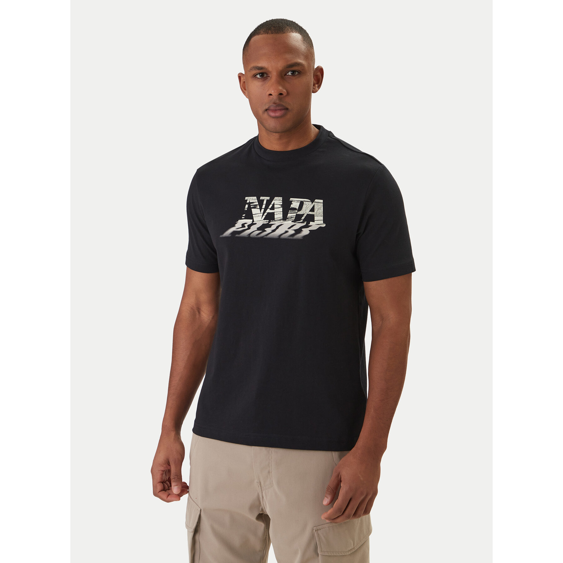 Napapijri T-Shirt Lodestar NP0A4FGY Schwarz Regular Fit