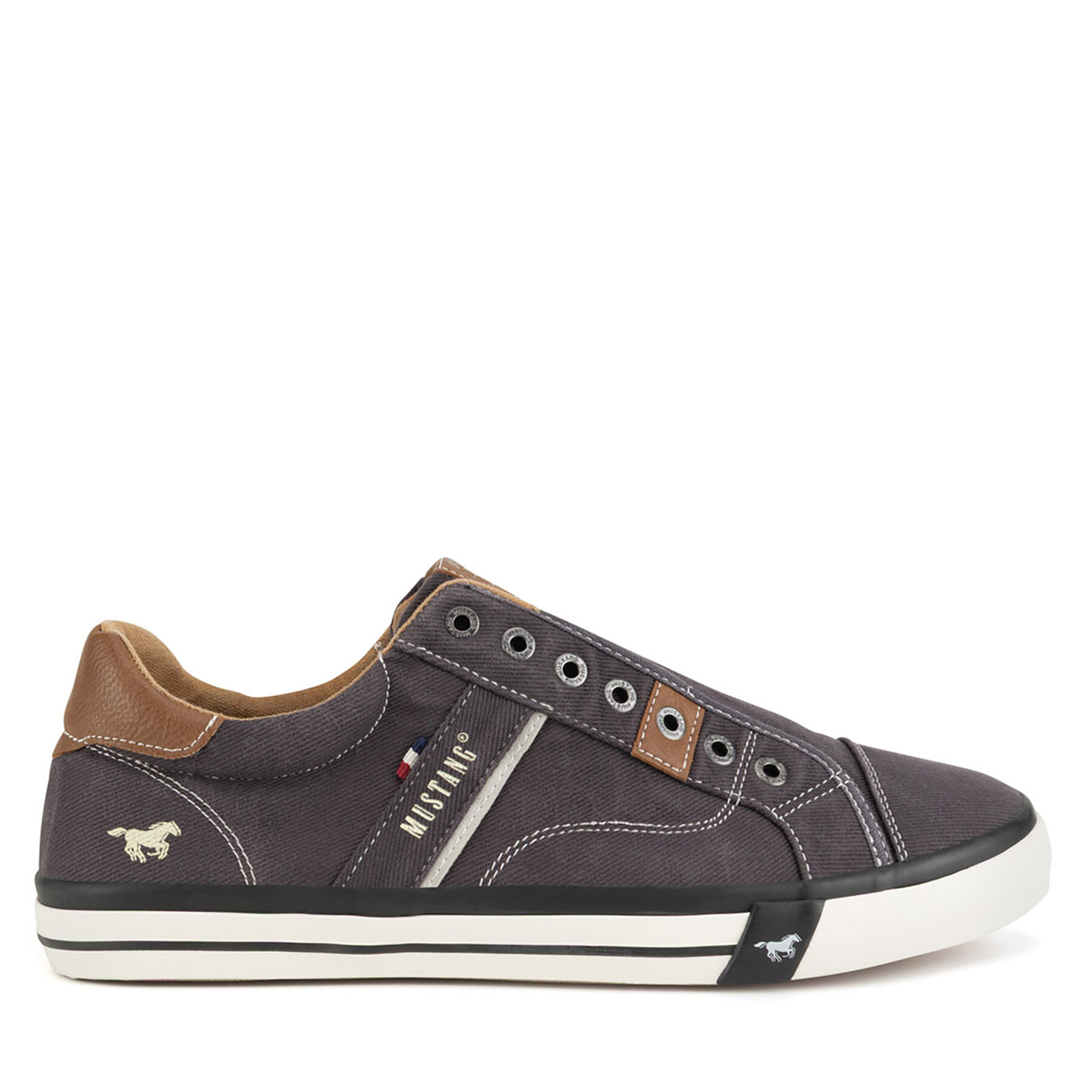 Sneakers aus Stoff Mustang