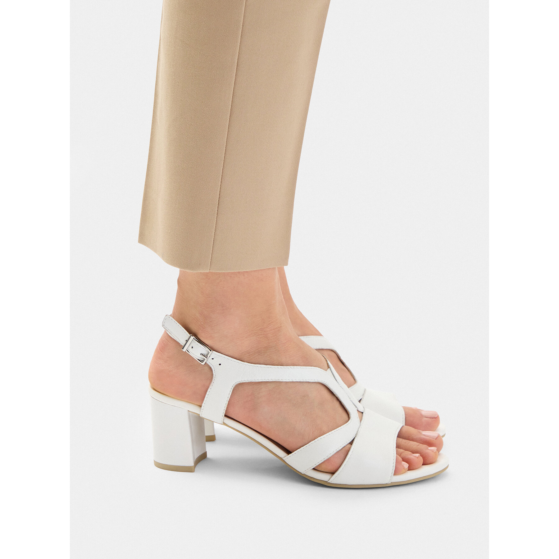 Sandali Caprice 9-28308-46 Bela