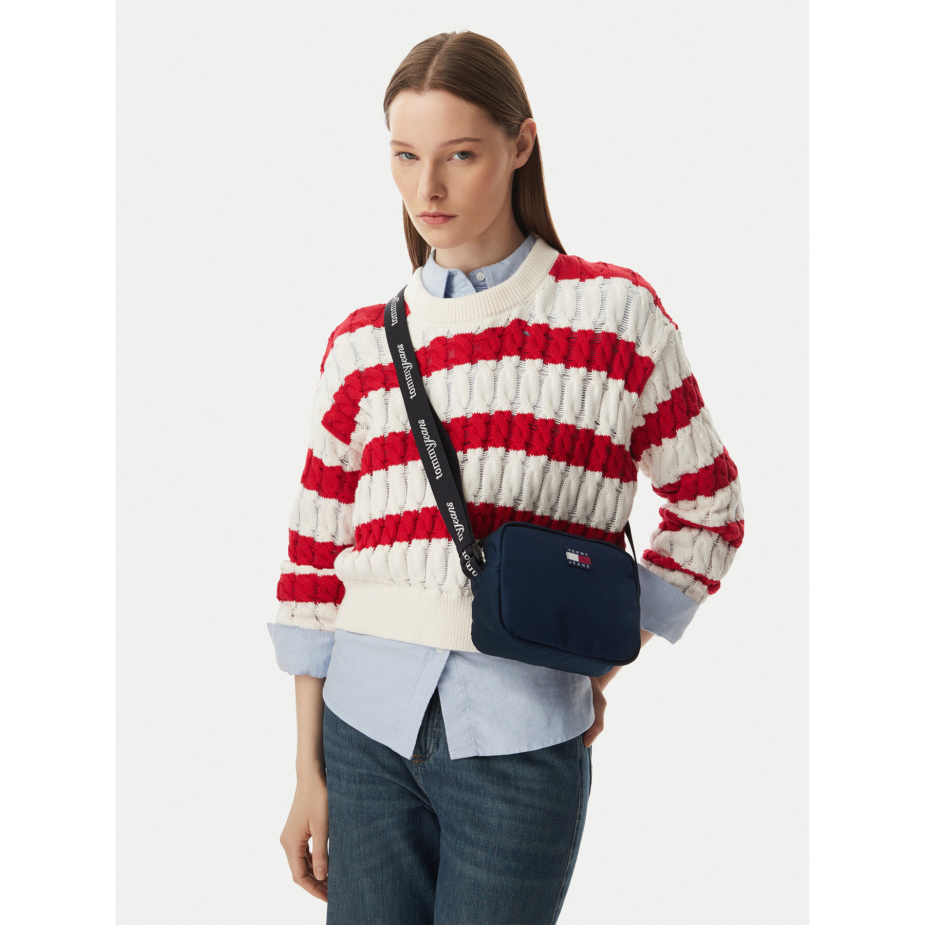 Geantă Tommy Jeans Tjw Ess Daily Crossover AW0AW18769 Bleumarin