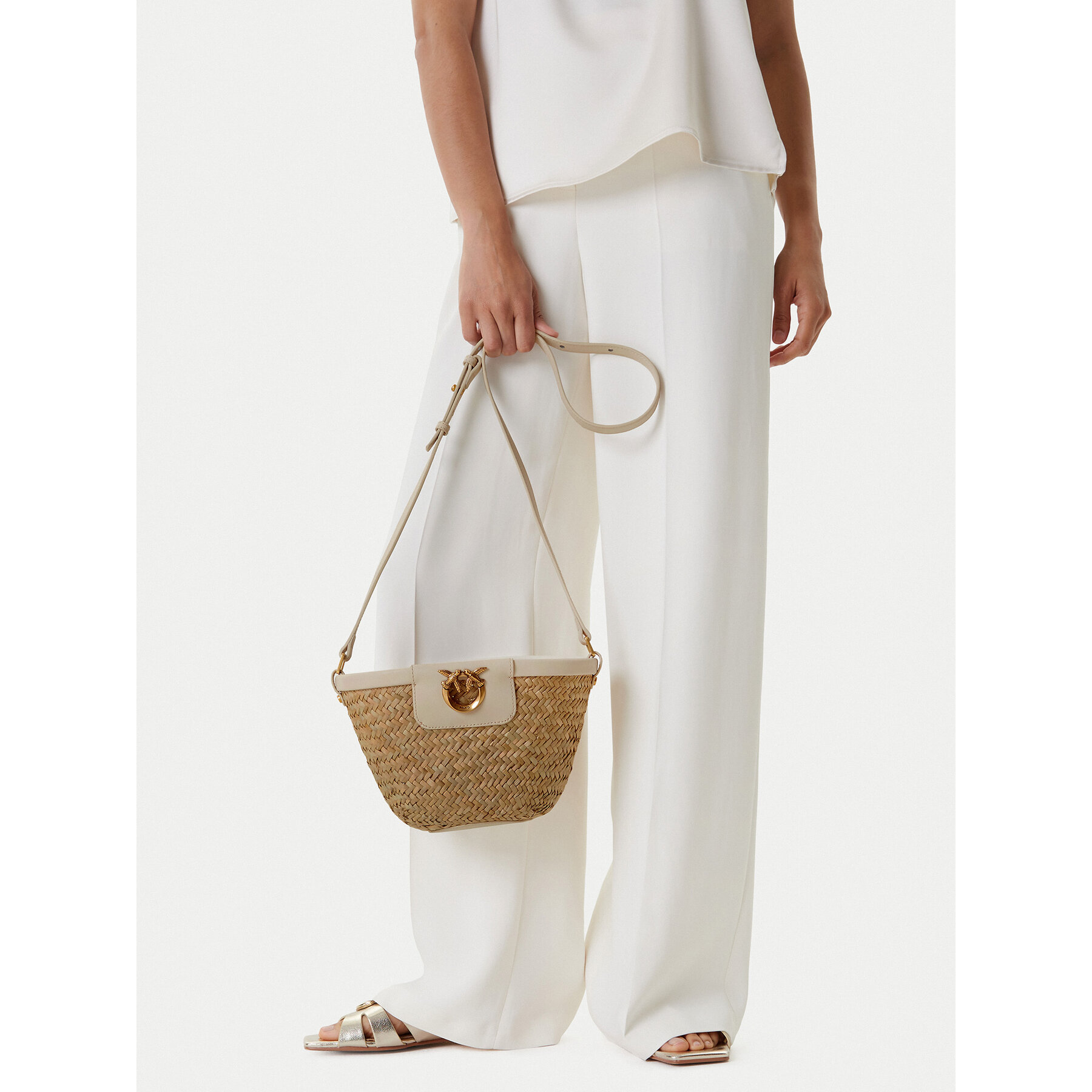 Дамска чанта PINKO Love Summer Bucket PE 25 PLTT 103325 A1RL Бежов