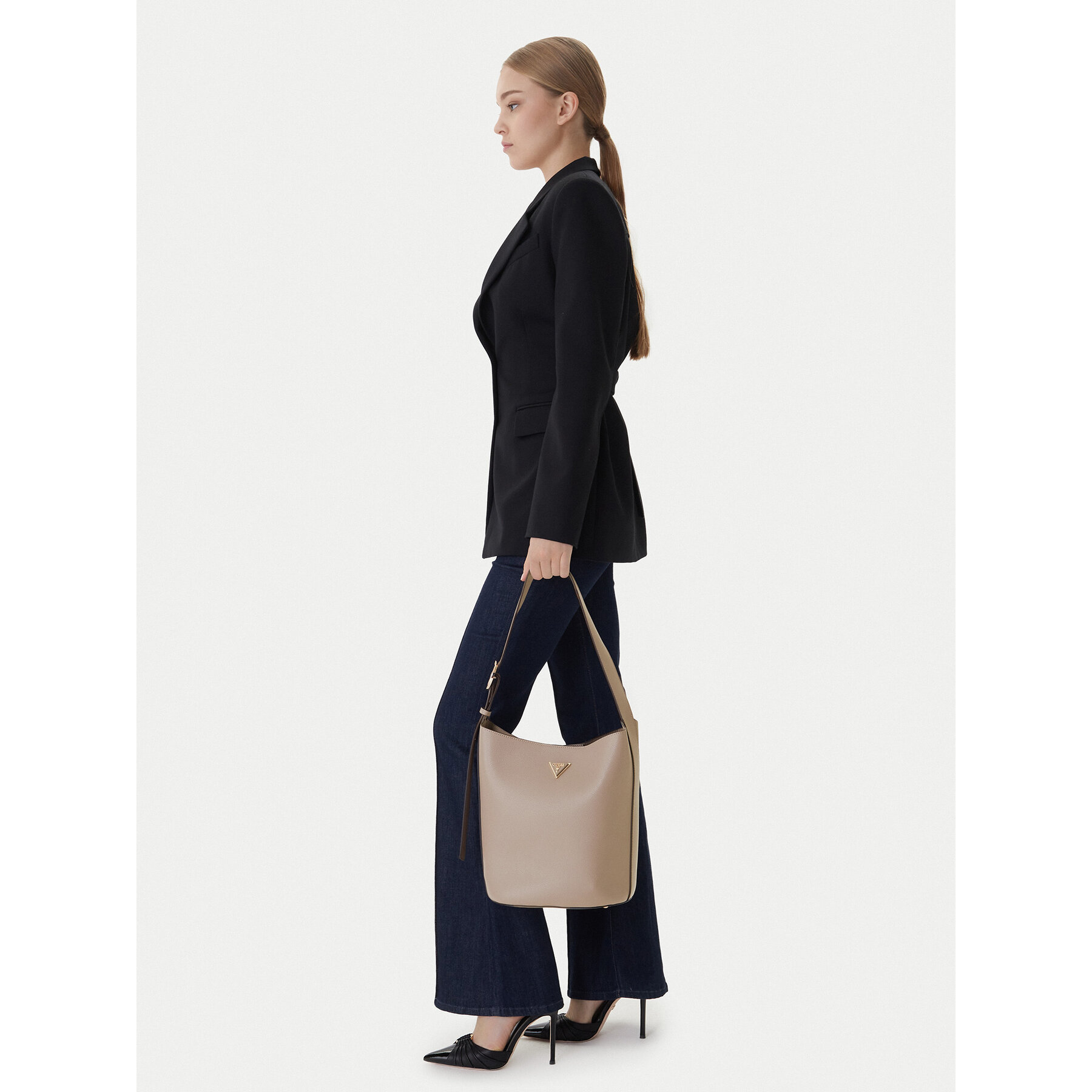 Дамска чанта Guess Meridian II HWBG69 74040 Бежов