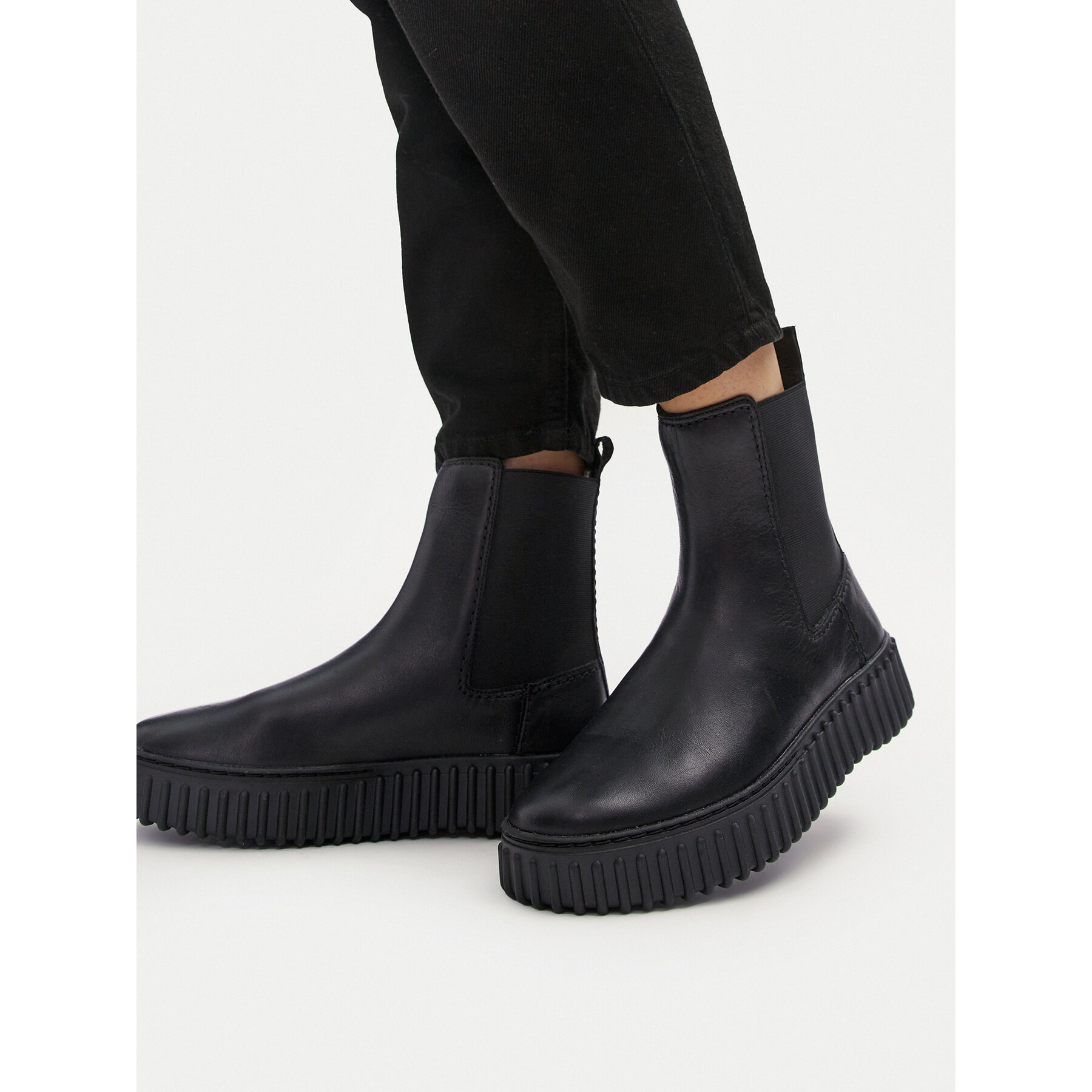 Chelsea cipele Clarks Torhill Maple 26173858 Crna