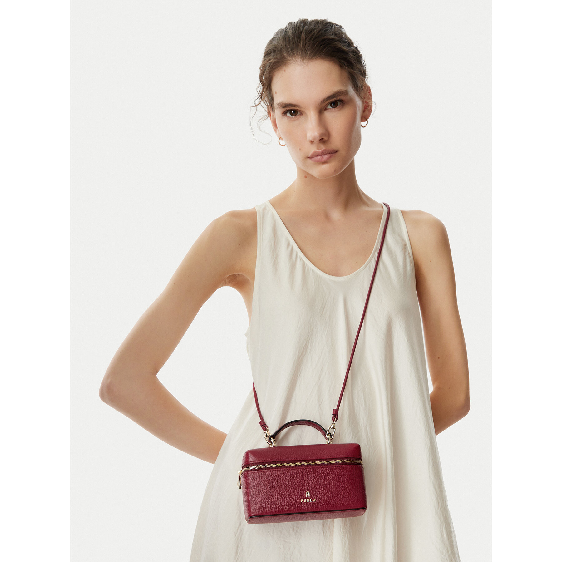 Ročna torba Furla Camelia Micro WE00625 HSF000 CN CGQ00 Bordo rdeča