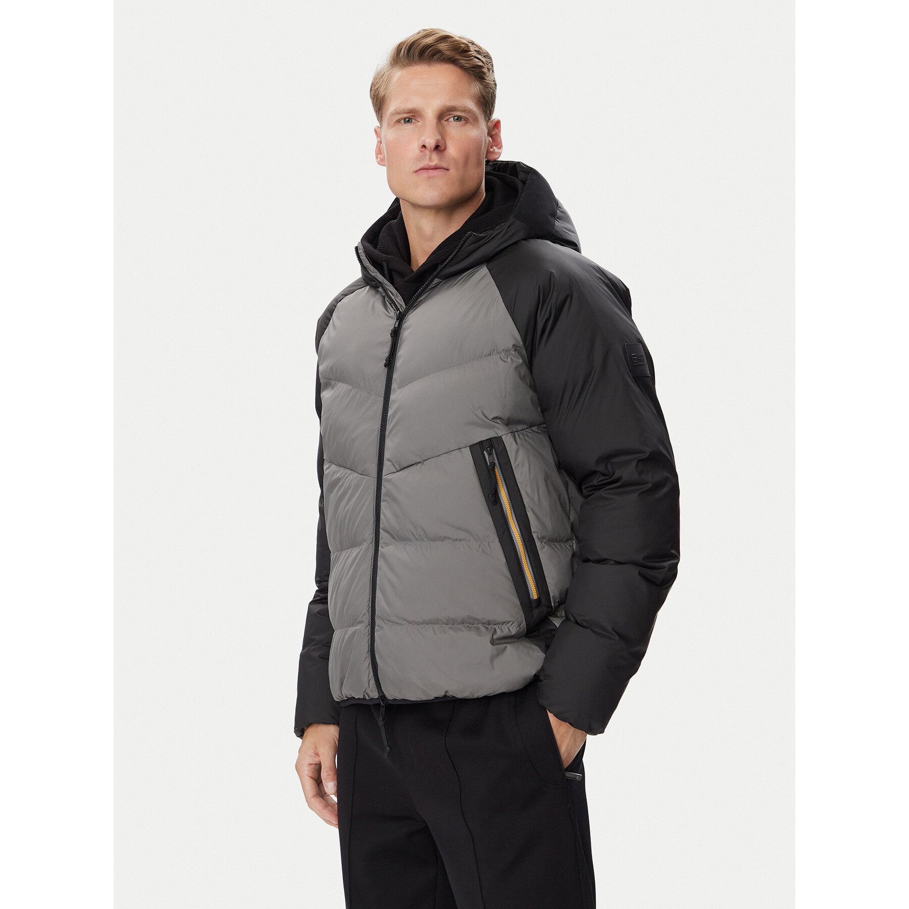 EA7 Emporio Armani Winterjacke 7M002785 AF26223 U8085 Grau Regular Fit