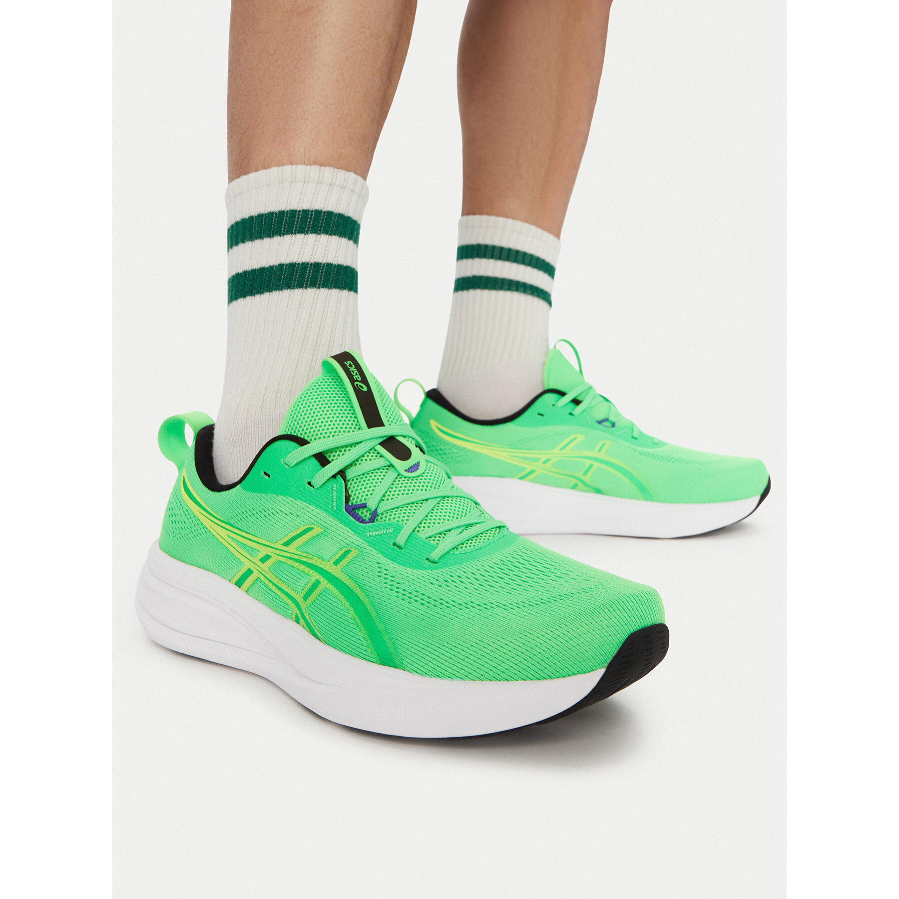 Tekaški čevlji Asics Gel-Pulse 17 1011C153 Zelena