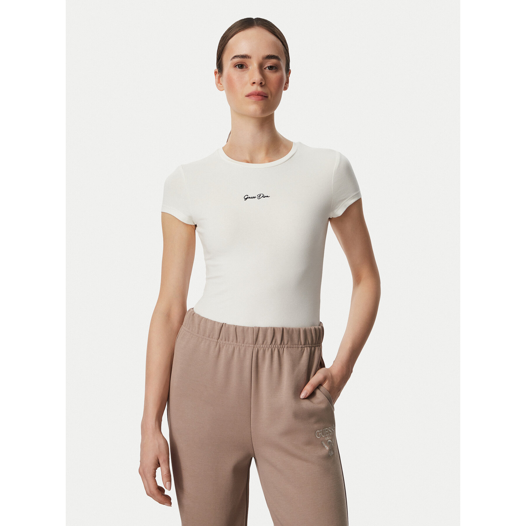 Guess T-shirt V6YI01 K4258 Krem Slim Fit