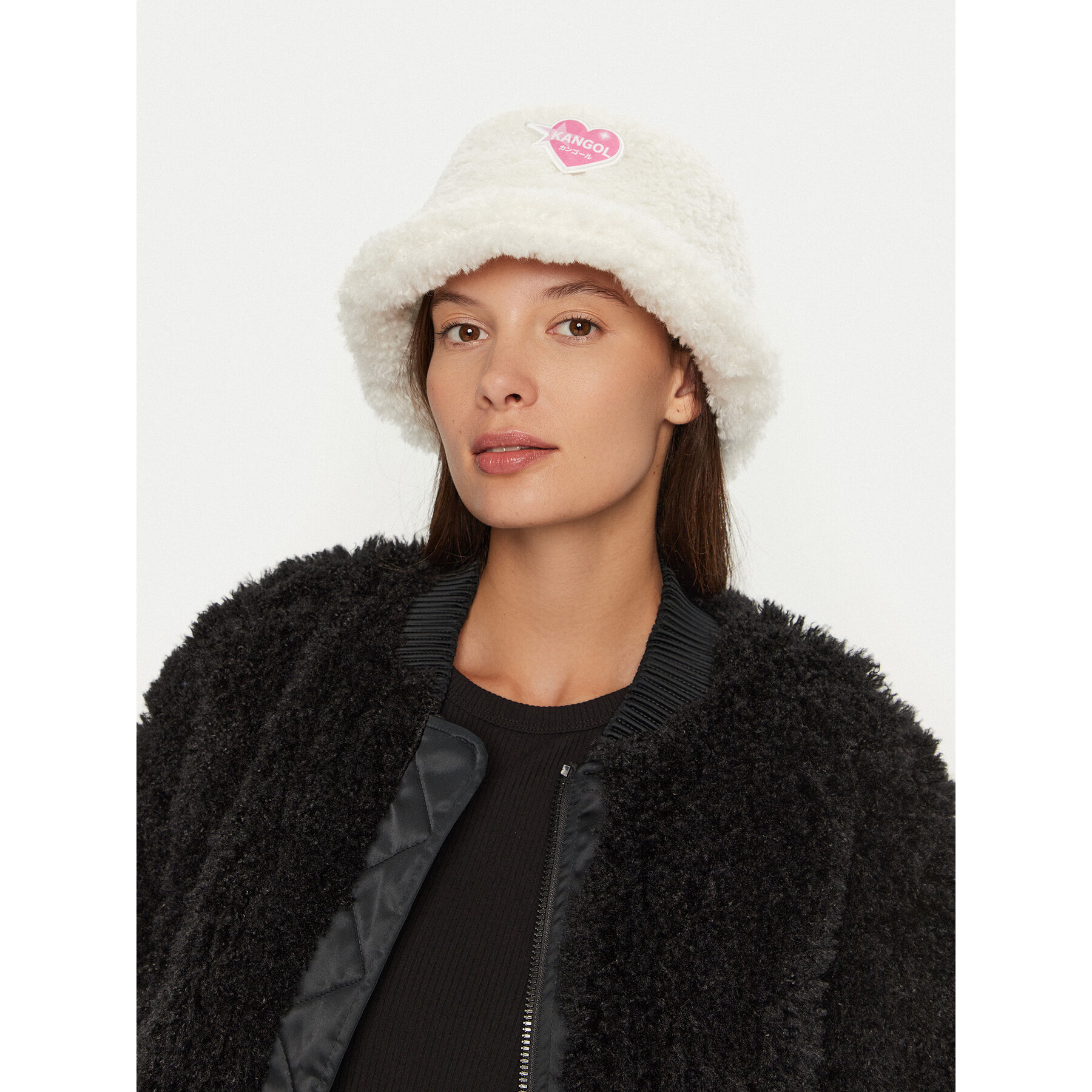 Hatt Kangol Manga Bucket K5424 Vit