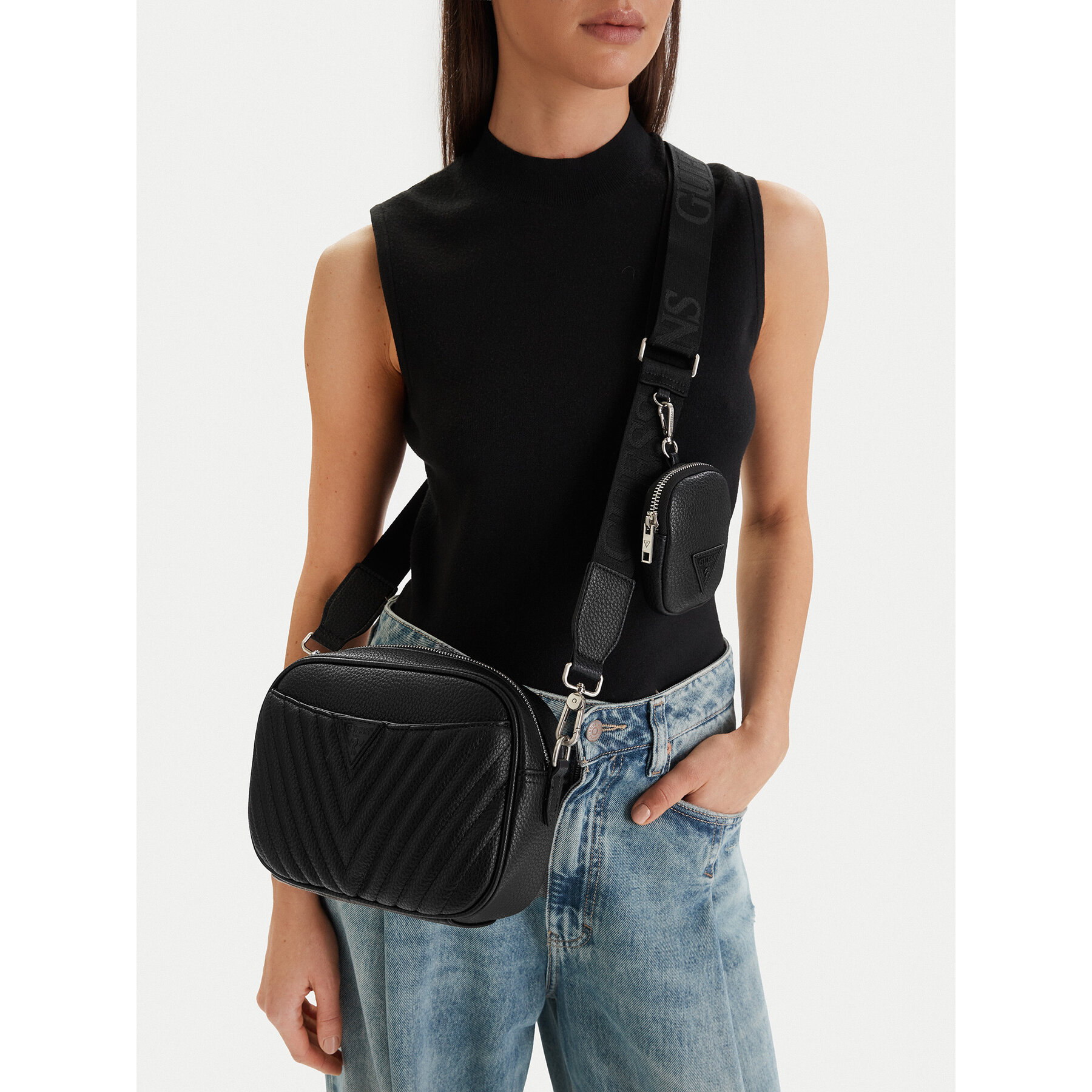 Geantă Guess Jeans CWBEO-GUESS-M-001-09 Negru