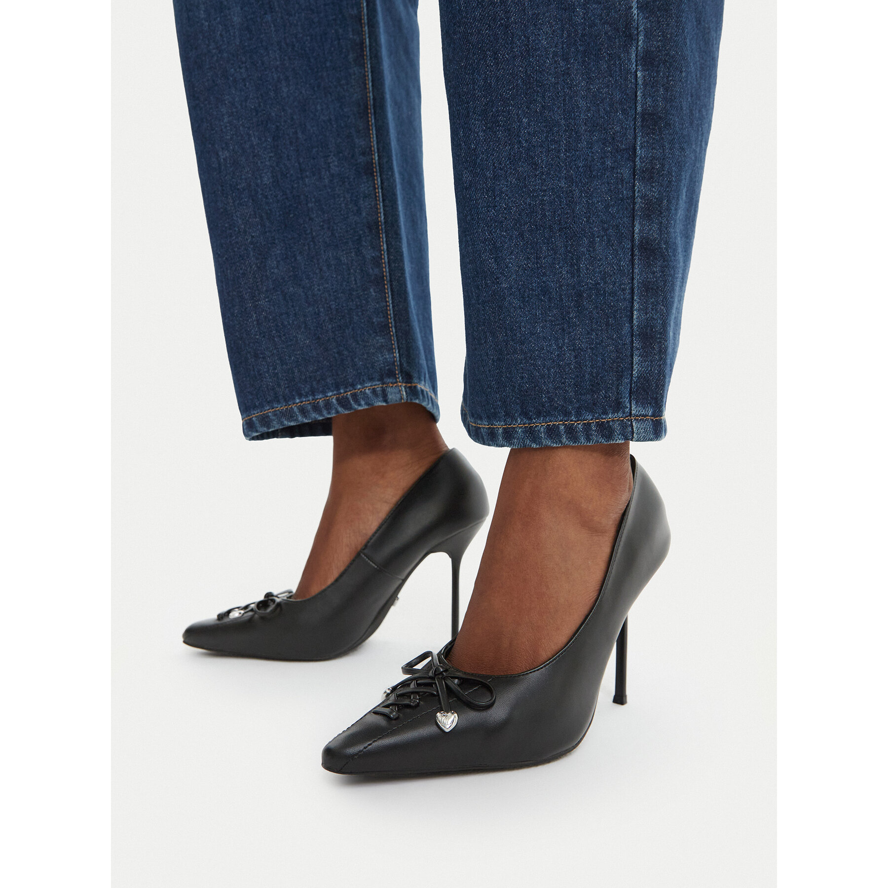 Pantofi cu toc subțire Juicy Couture CEO-C5180-1 Negru