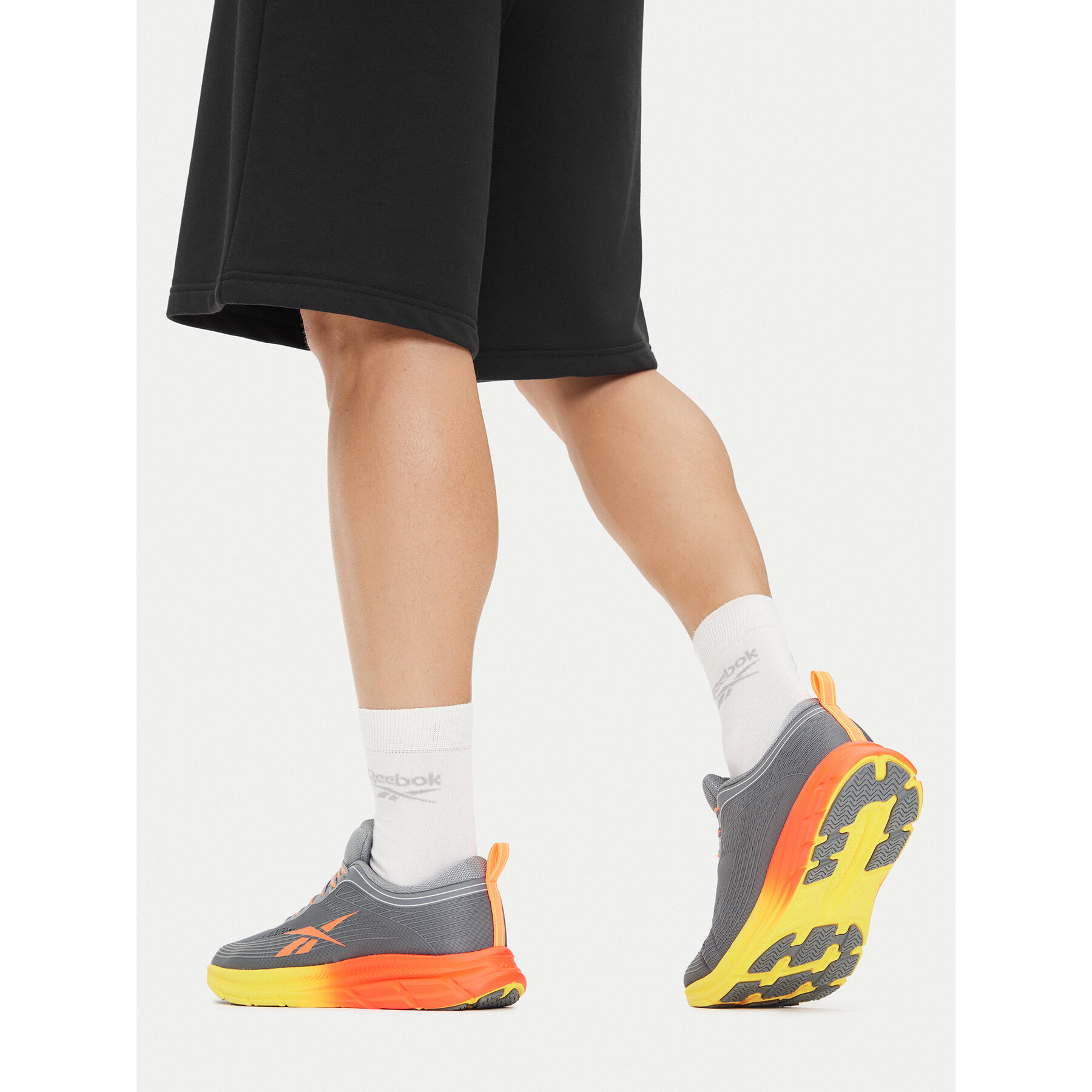 Tekaški čevlji Reebok CEO-ROAD STRIDER 100249488 Siva