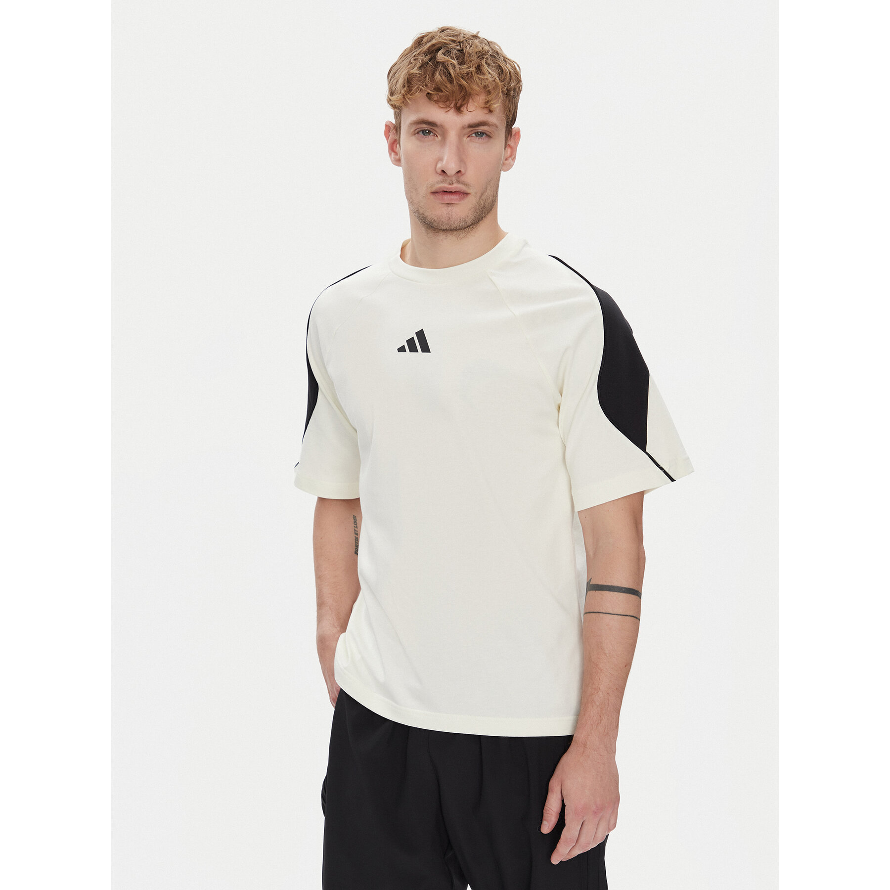 adidas T-shirt Stadium JX5640 Bianco Regular Fit