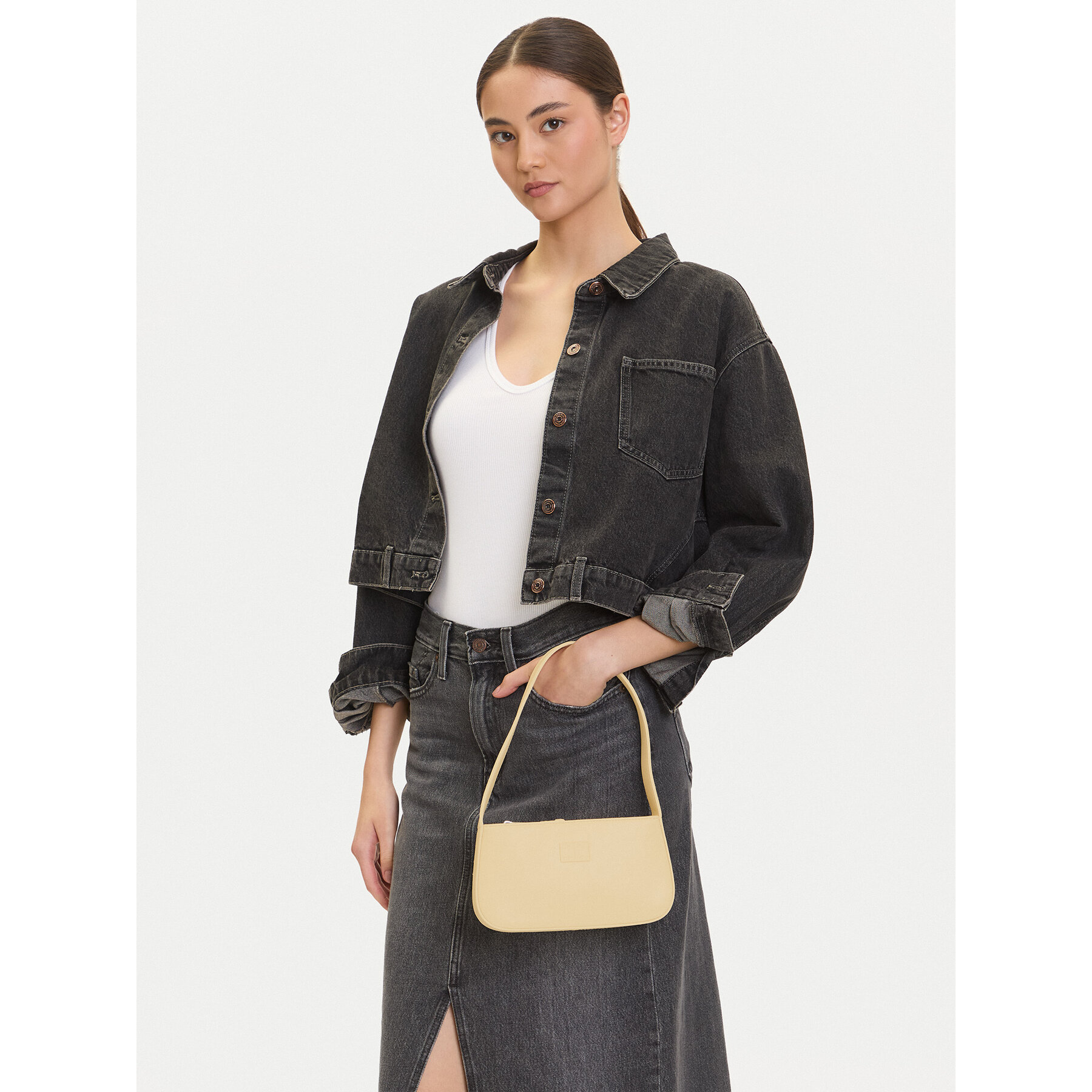 Torbica Tommy Jeans Tjw Ess Must Shoulder Bag AW0AW16966 Žuta