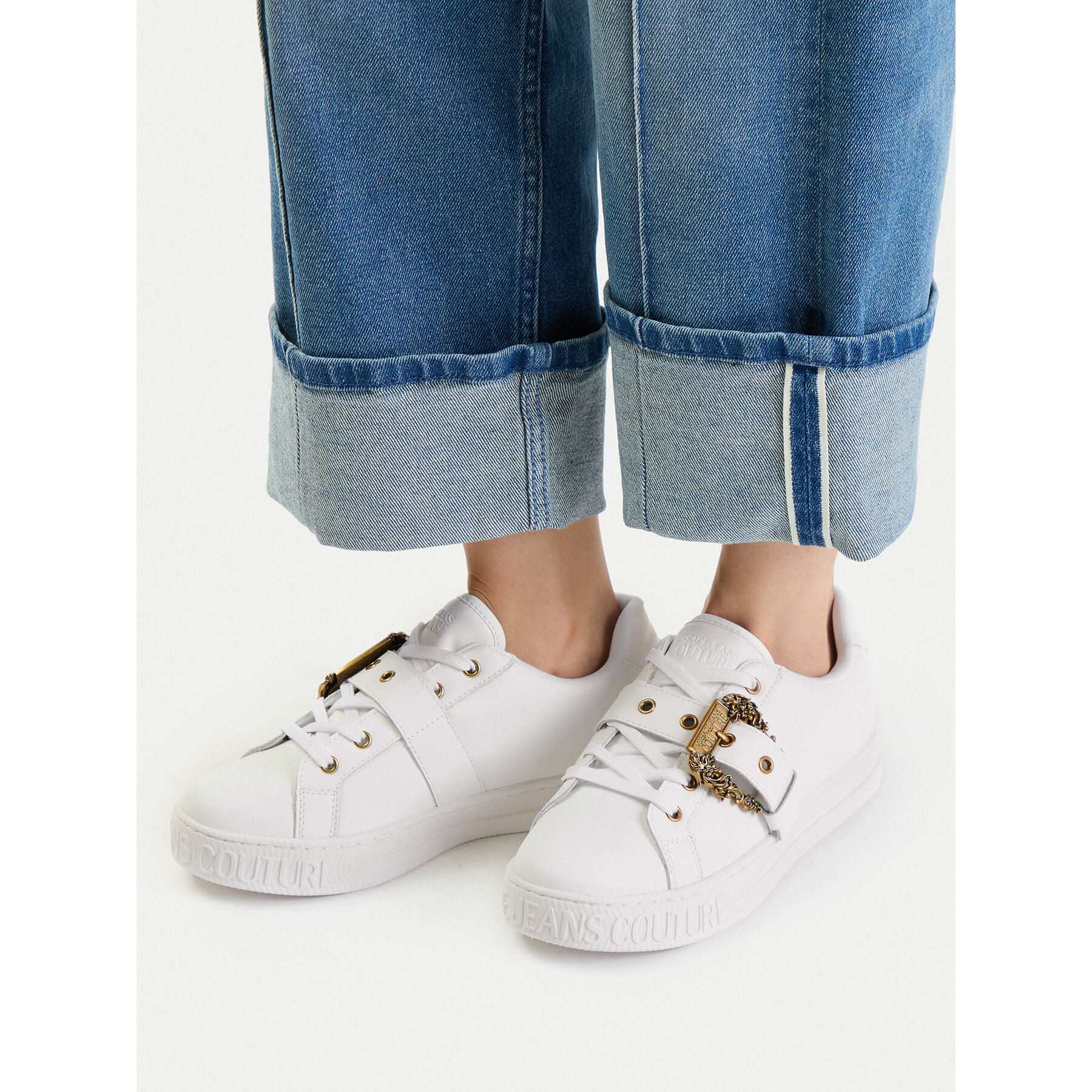Sneakersy Versace Jeans Couture 78VA3SK9 Biela