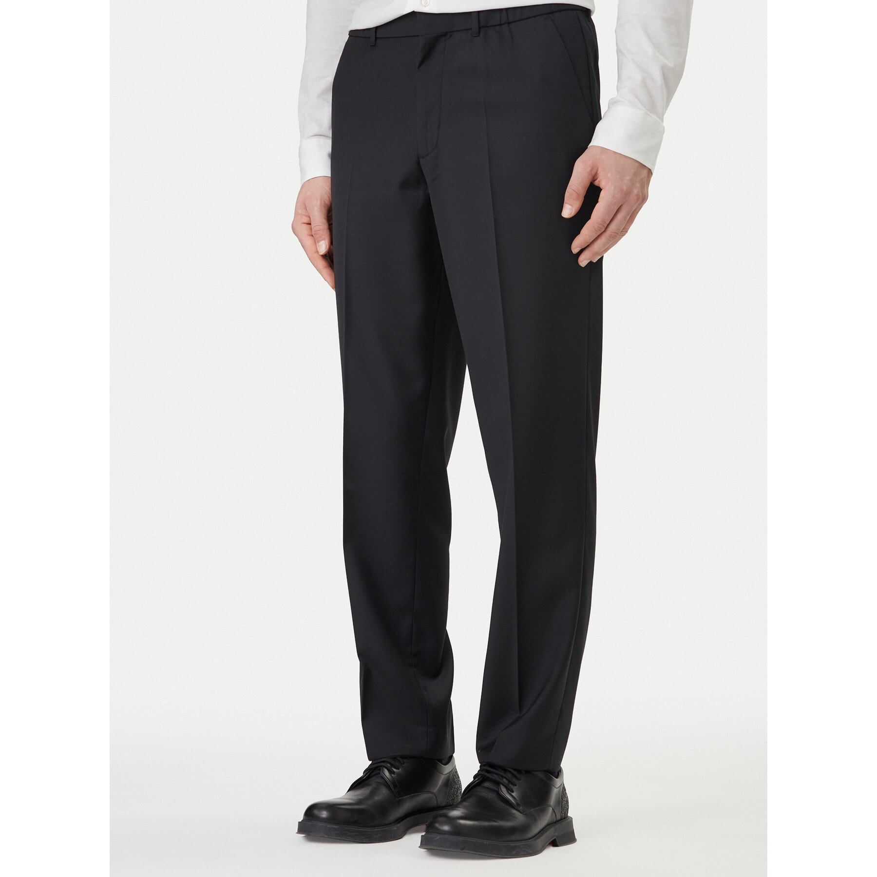 Calvin Klein Stoffhose LV04LF623G Schwarz Tapered Fit