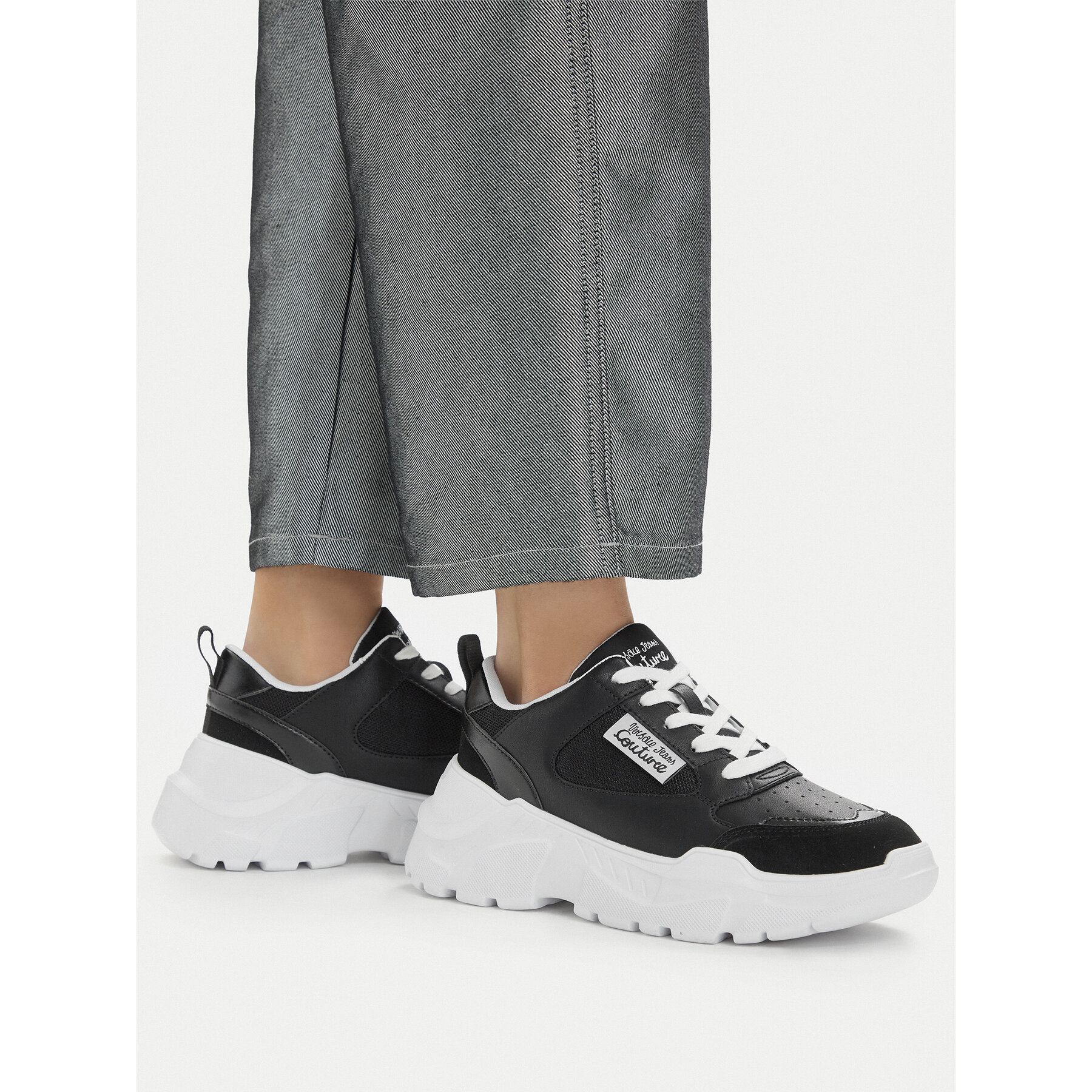 Sneakersy Versace Jeans Couture 78VA3SC2 Čierna
