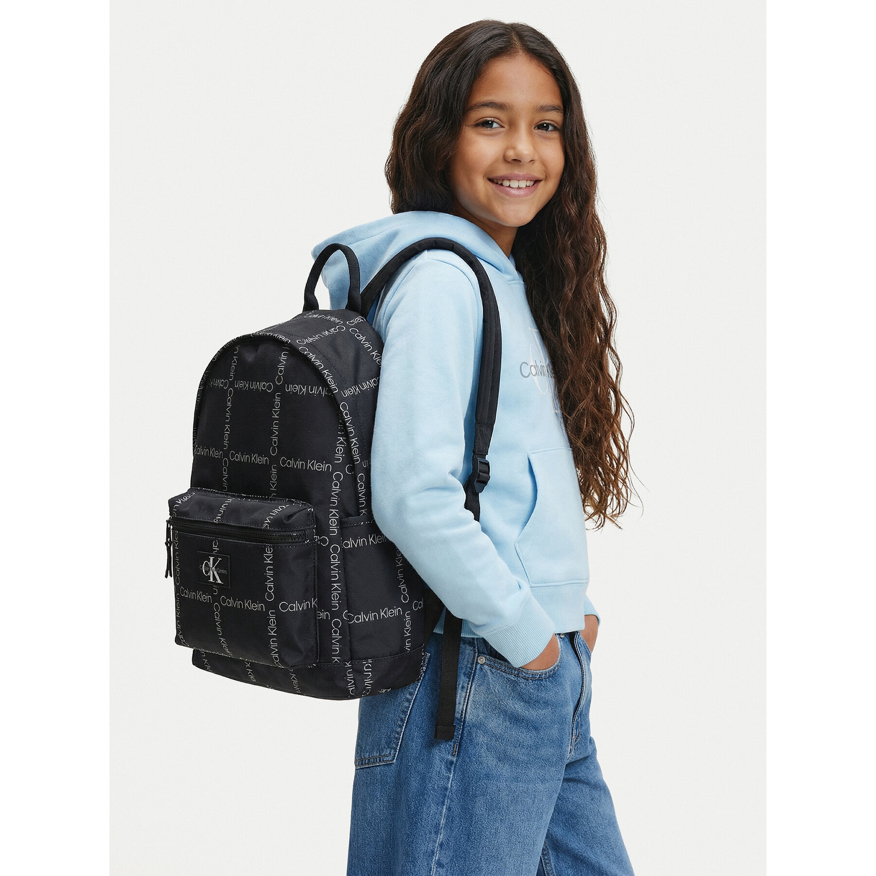 Nahrbtnik Calvin Klein Jeans City Grid Aop IU0IU00711 Črna