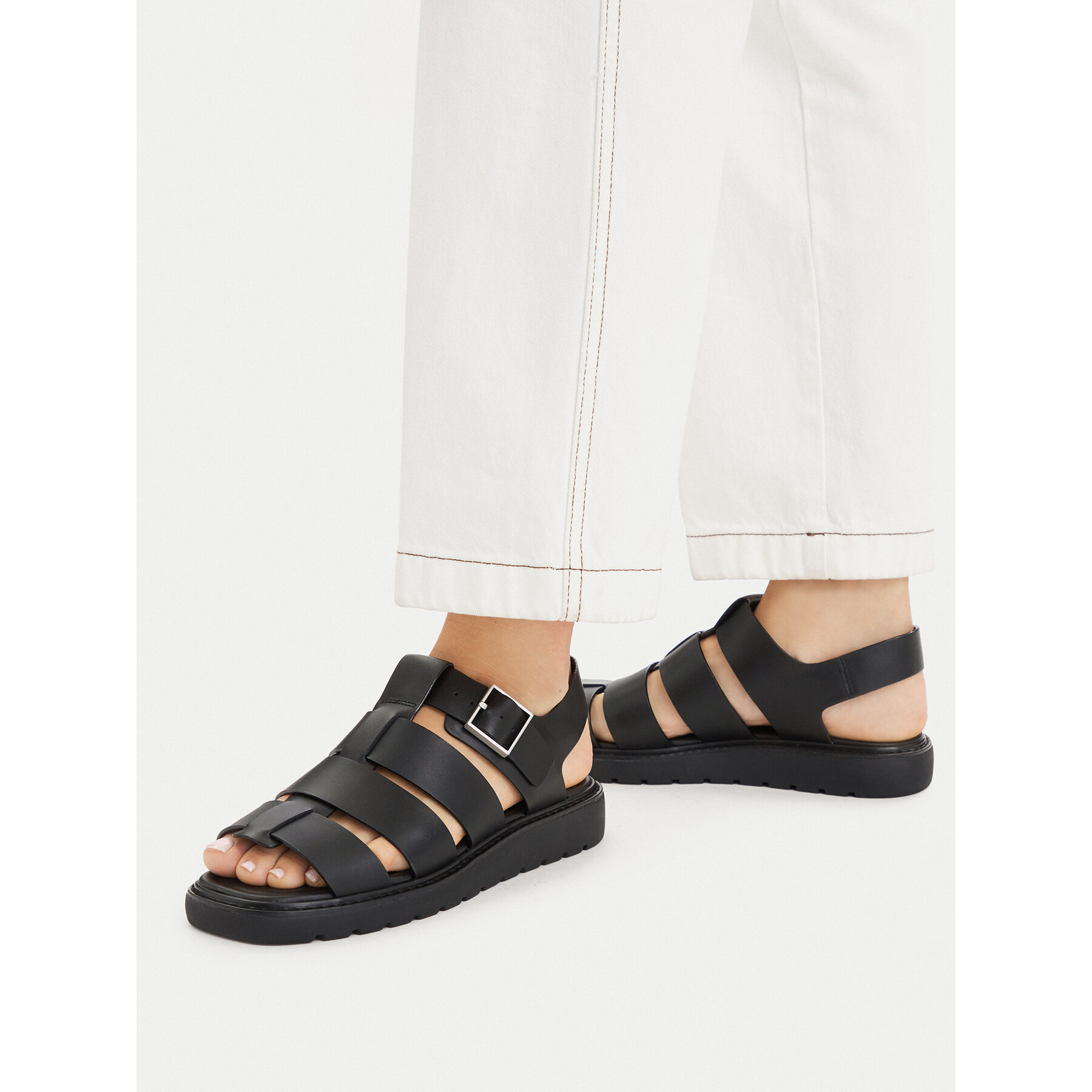 Sandali Calvin Klein Sq Molded Sndl Fisher Lth HW0HW02870 Črna