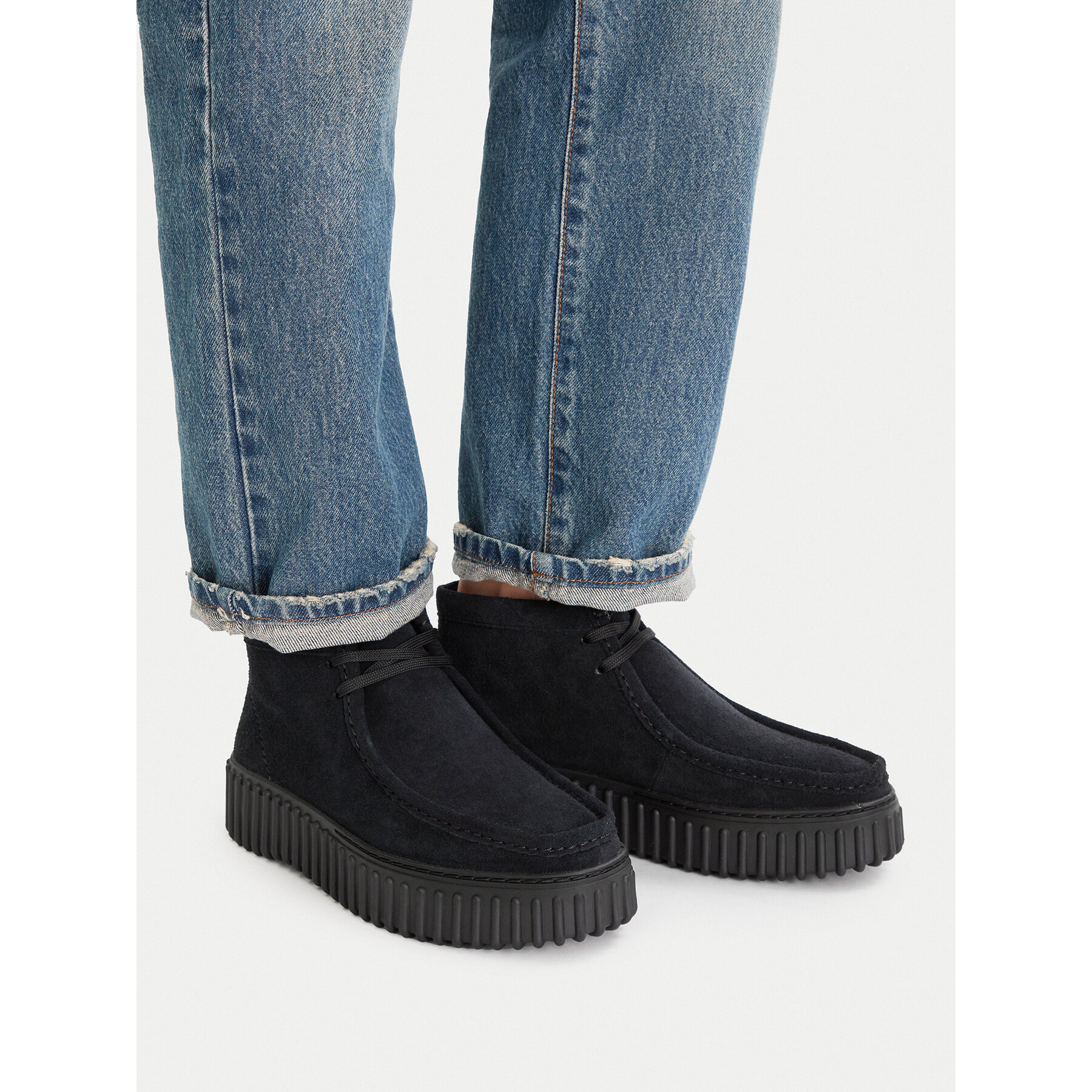 Ghete Clarks Torhill Moss 26179360 Negru