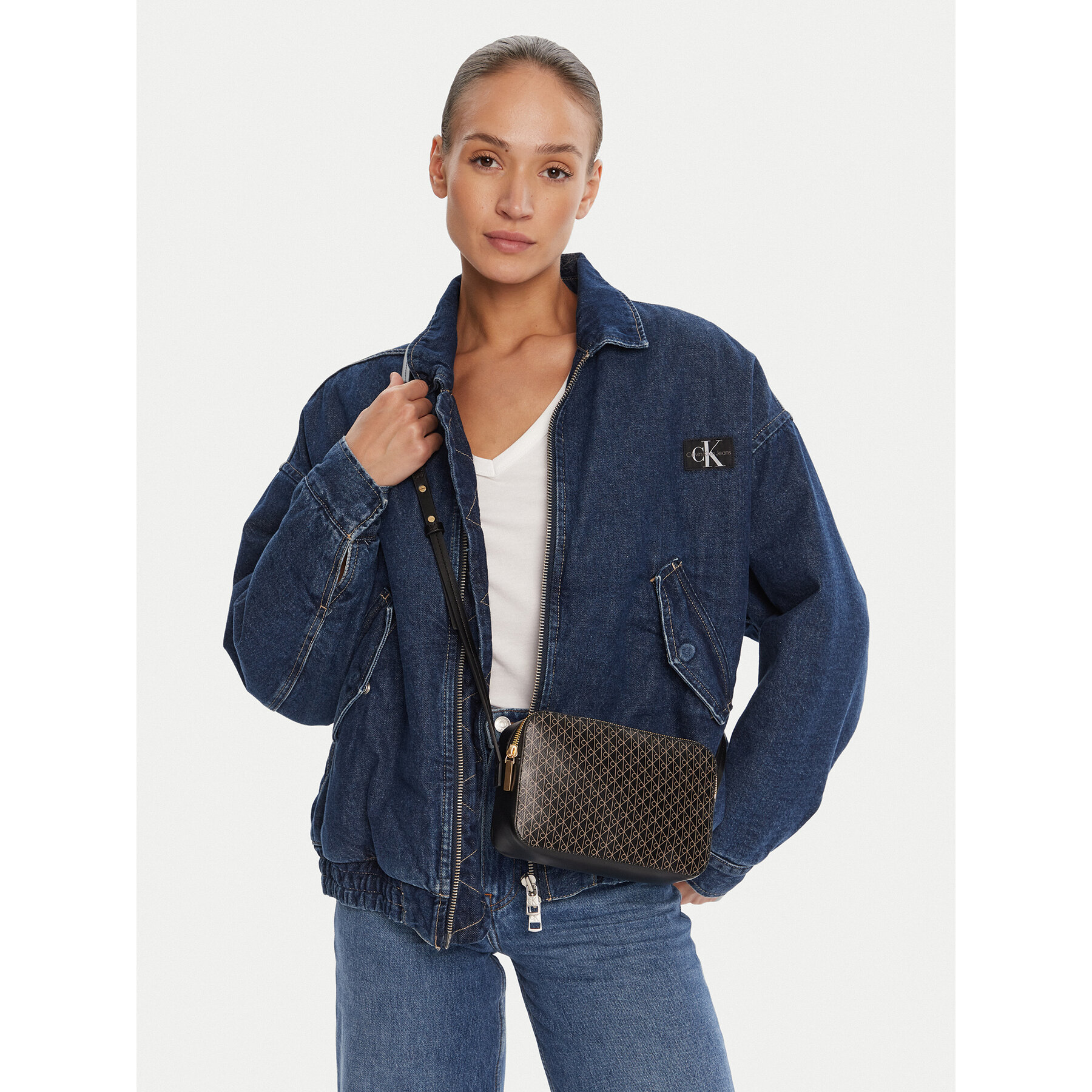 Дамска чанта Calvin Klein Emblem Aop Elongated Camera Bag LV04F3268G Черен