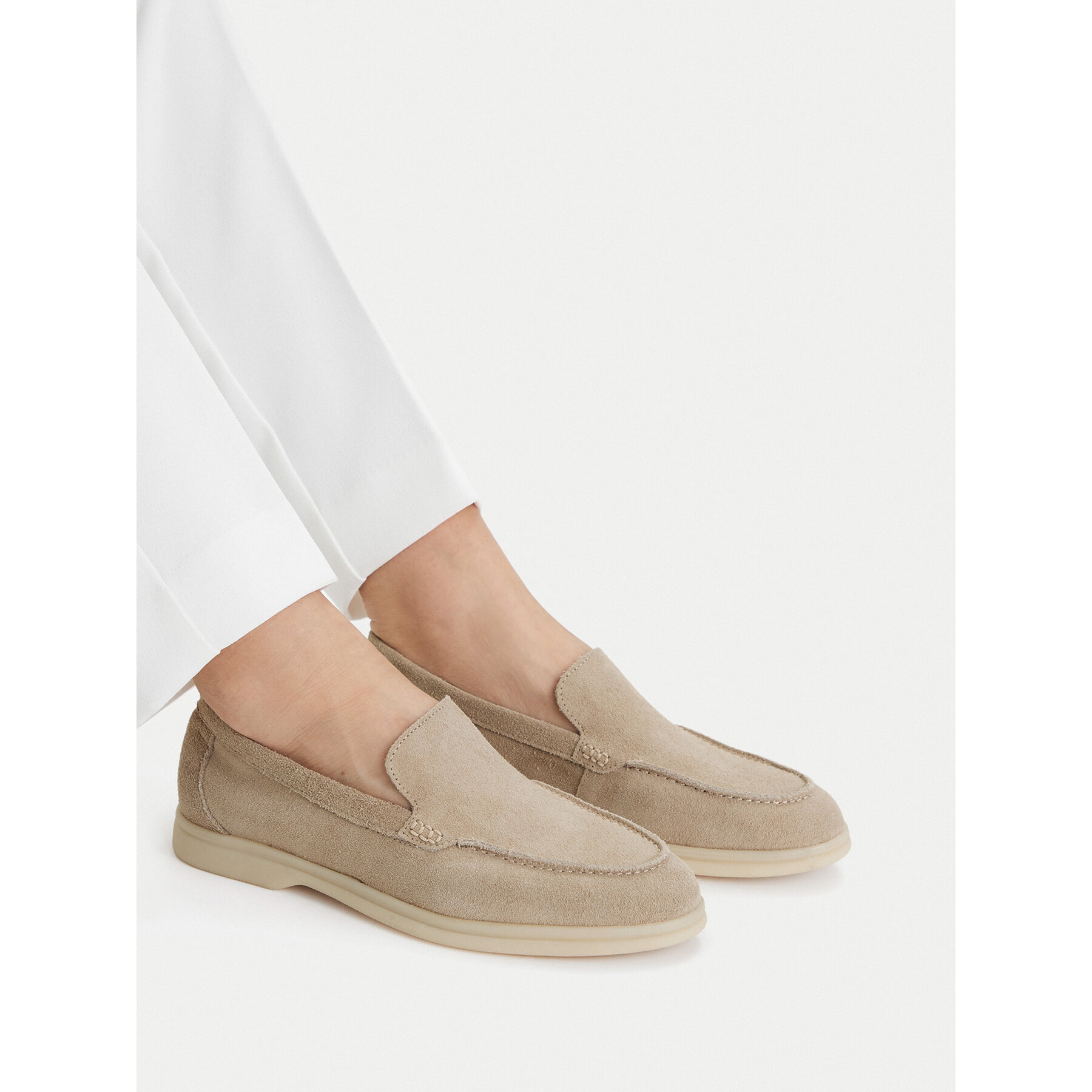 Mocasini GINO ROSSI LORELLA 26220 Bej