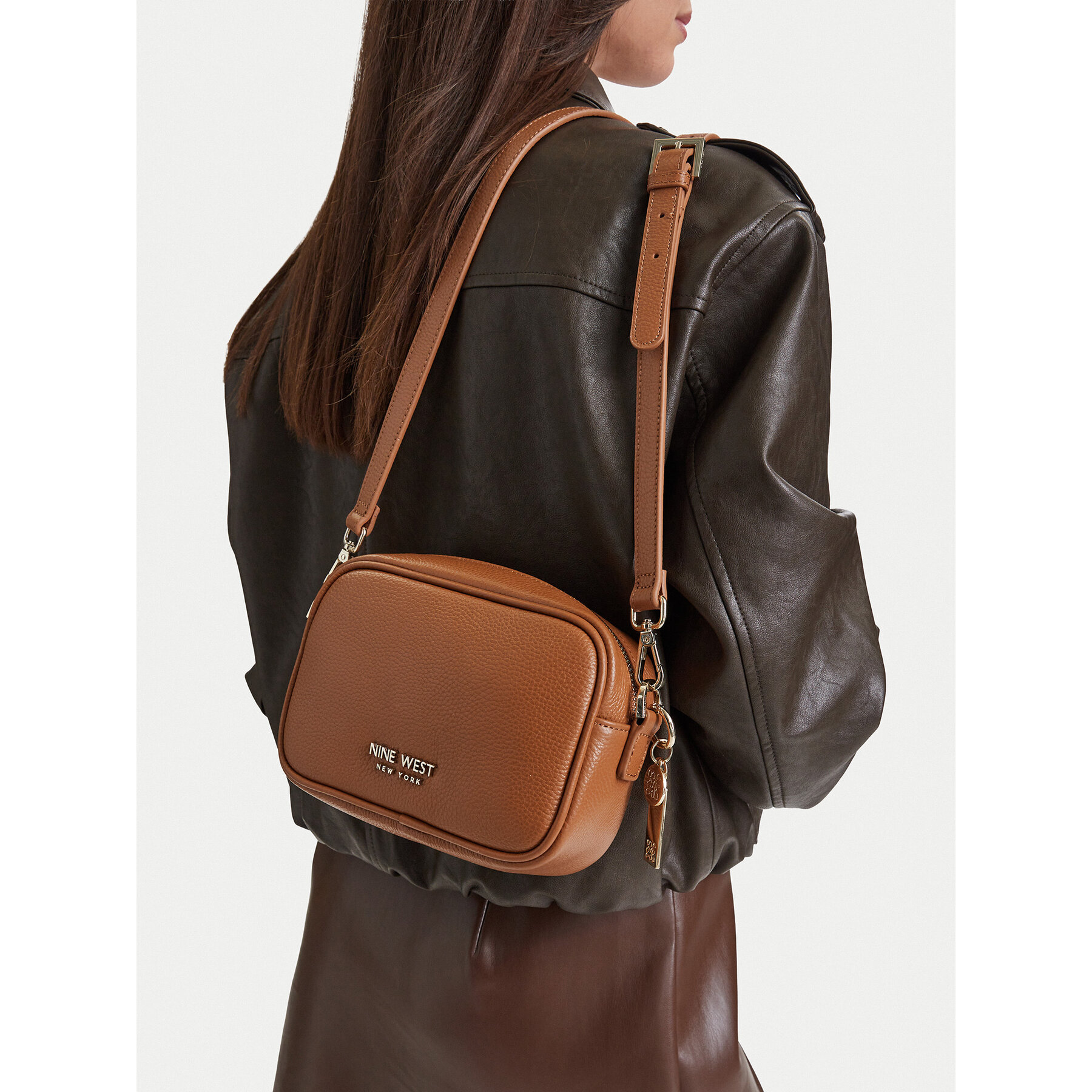 Ročna torba Nine West EO-CALM POISE-LDA6766B Svetlo rjava