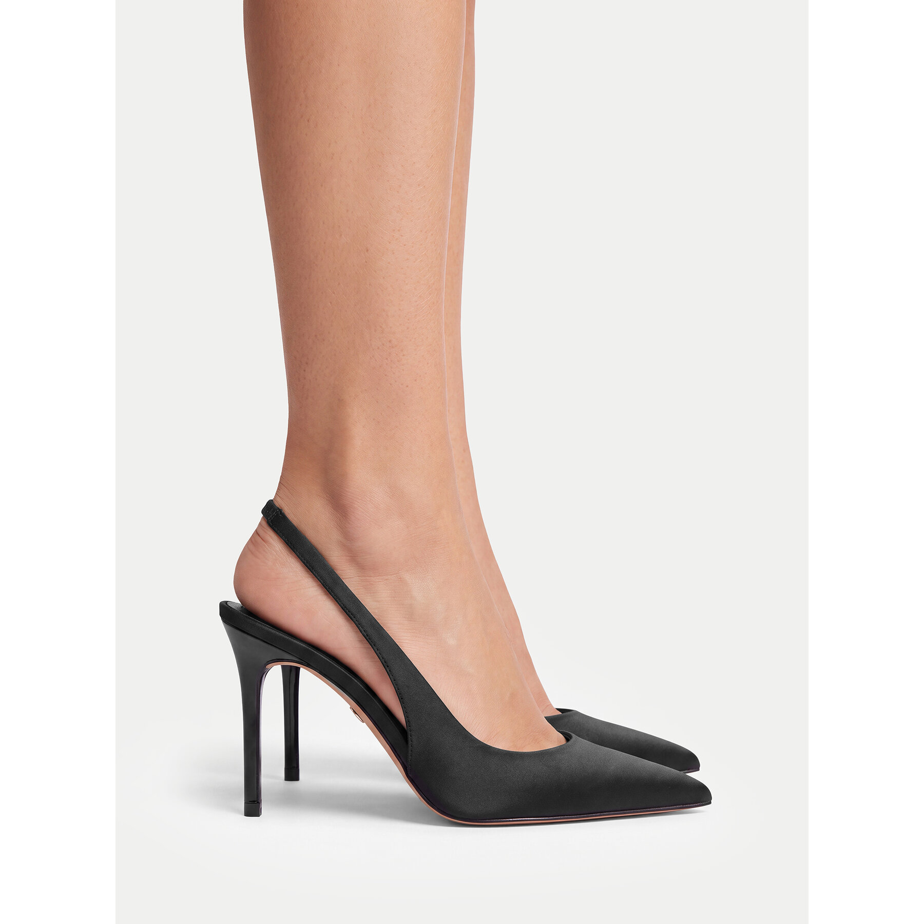 Обувки на ток Nine West EO-TS6380-1 Черен