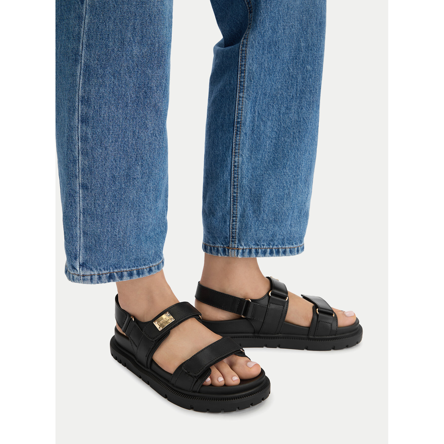 Sandále MEXX EO-MX/020C-HY Čierna