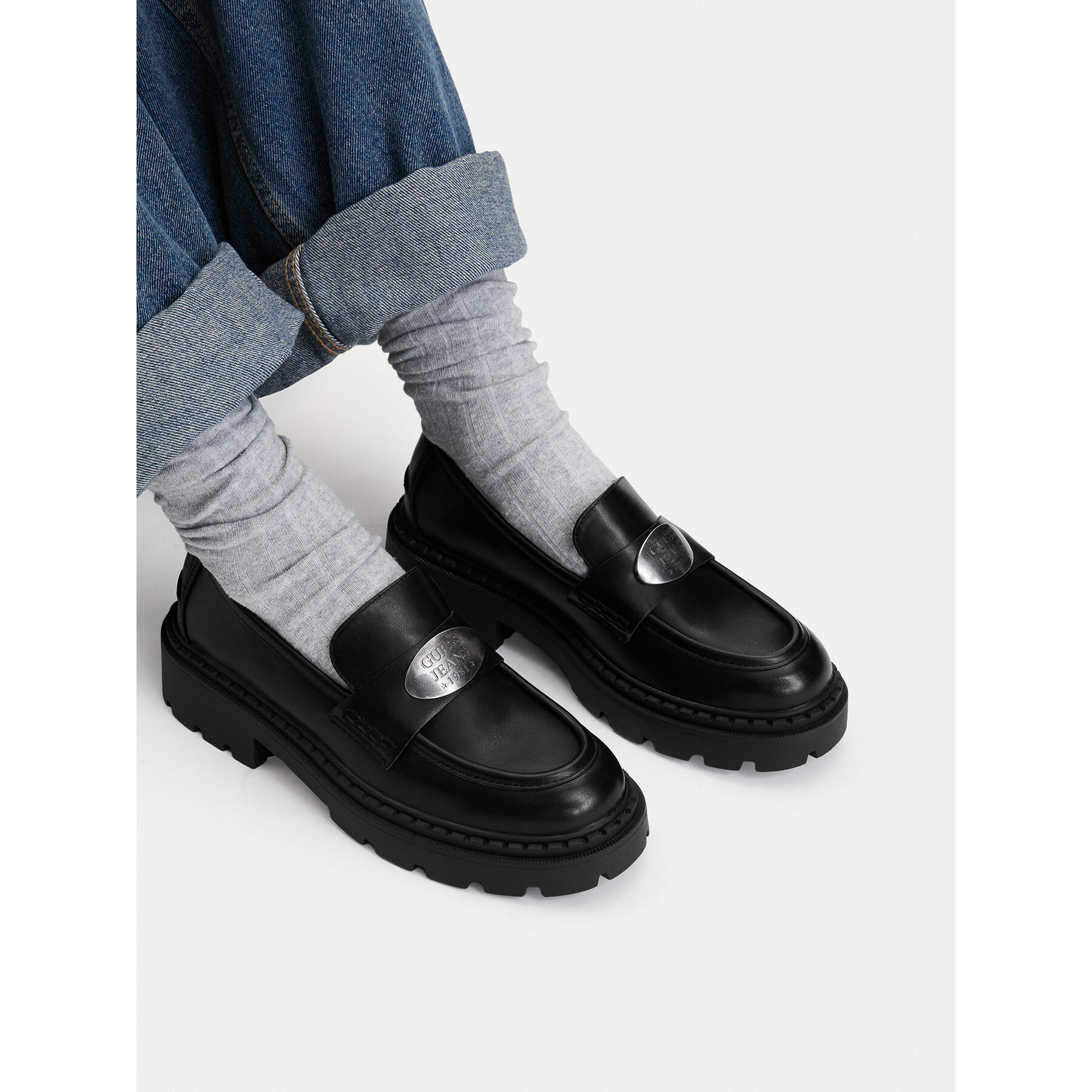 Loafersy Guess Jeans CEO-WS5389S-4 Černá