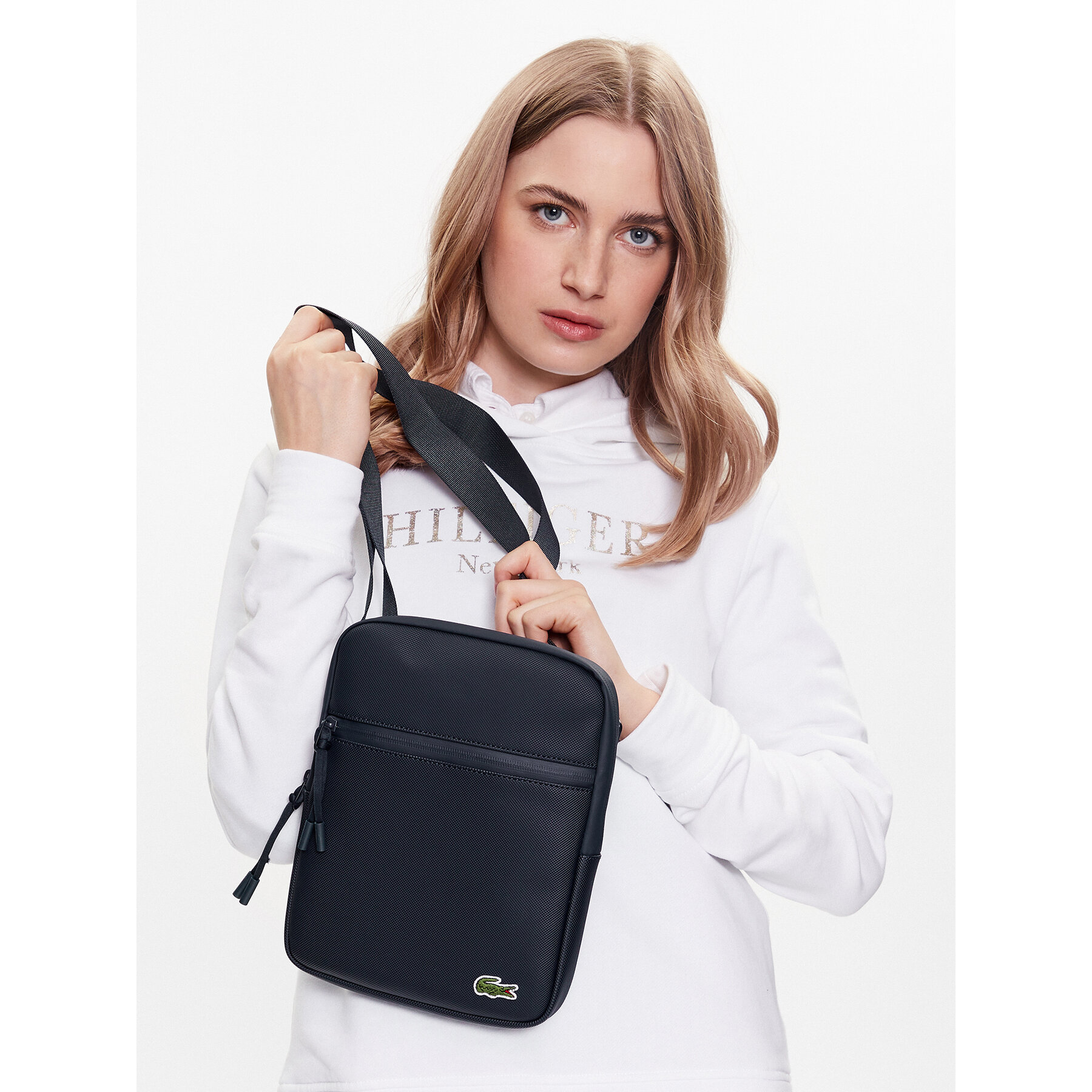 Crossover torbica Lacoste M Flat Crossover Bag NH3308LV Plava