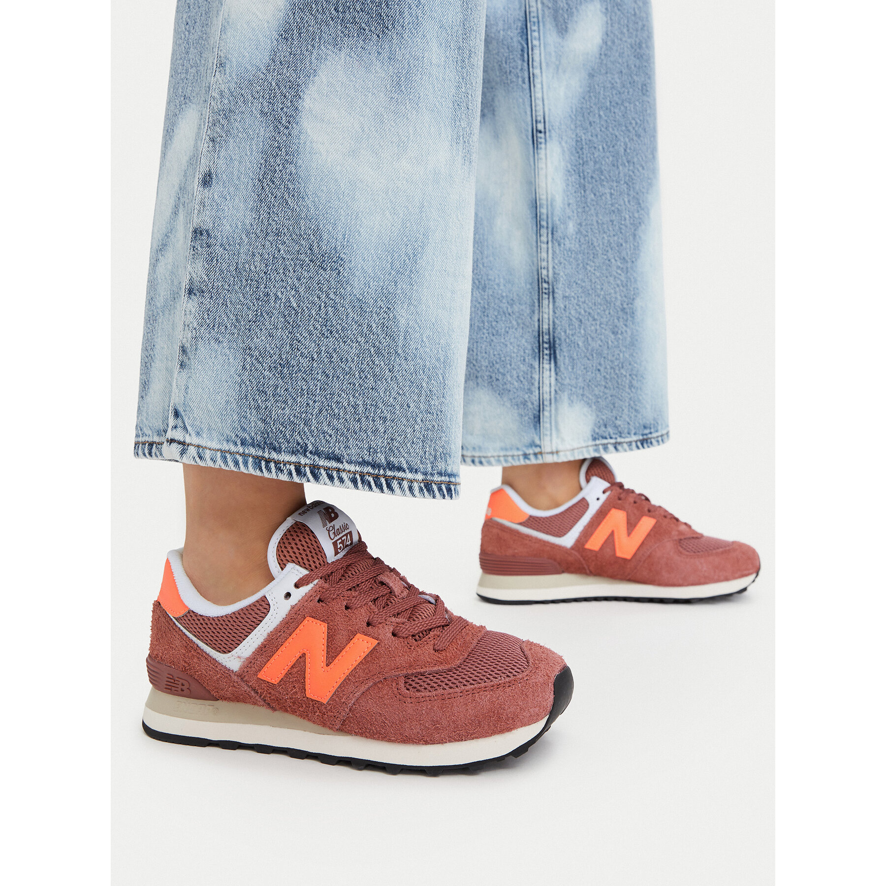 Αθλητικά New Balance U5747FE Μπορντό