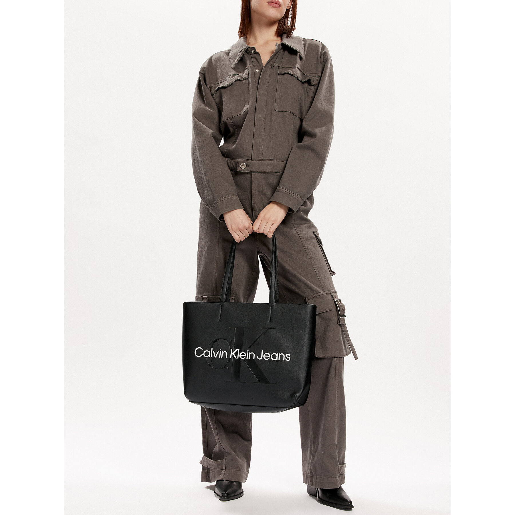 Kabelka Calvin Klein Jeans Sculpted Shopper29 Mono K60K610276 Černá