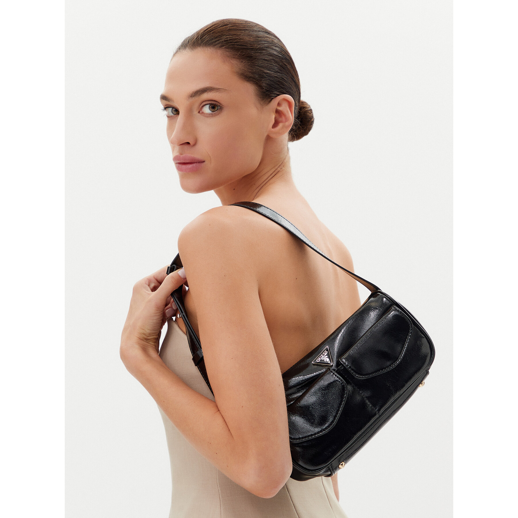 Дамска чанта Guess HWTG96 46170 Черен