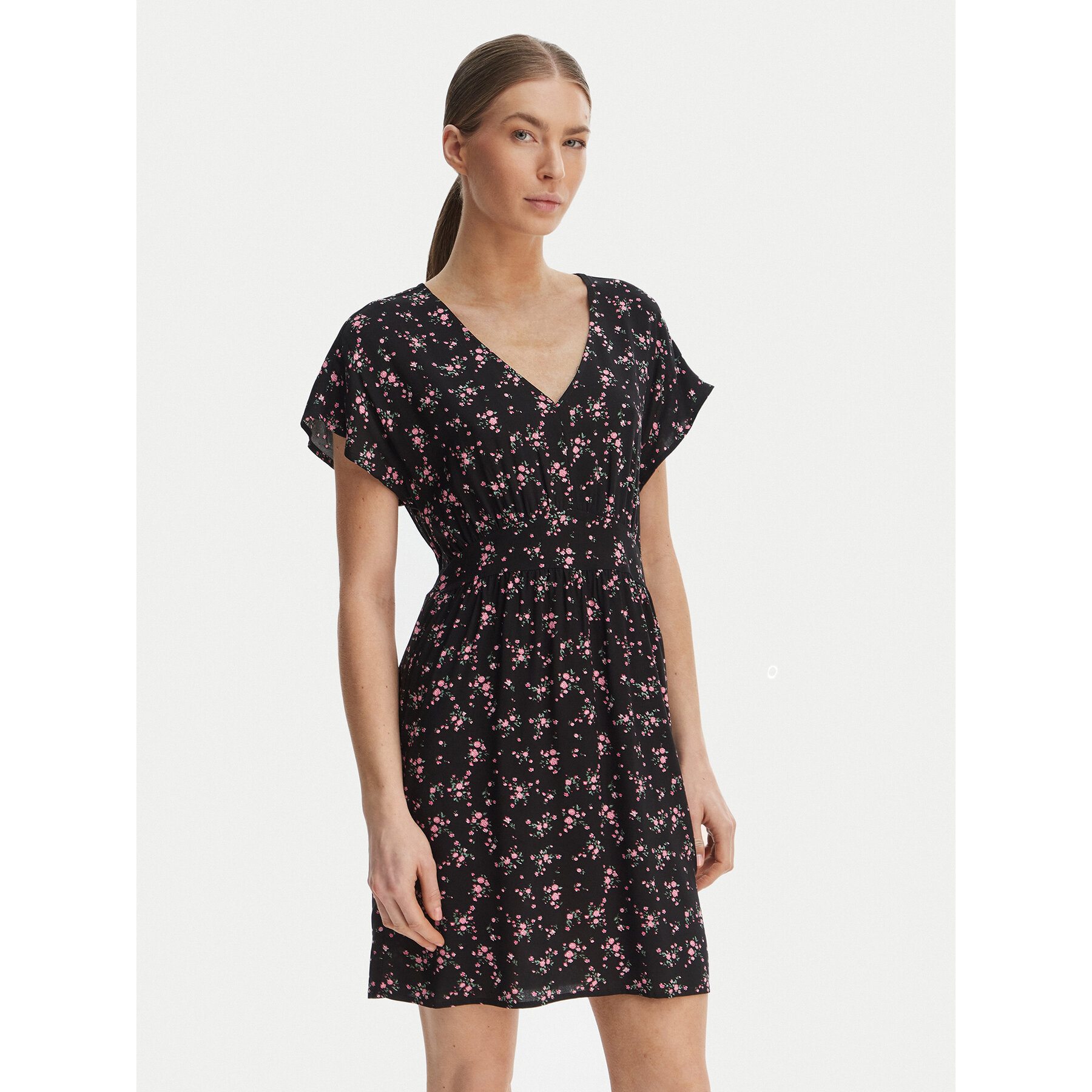 ONLY Sommerkleid Nova 15342707 Schwarz Regular Fit