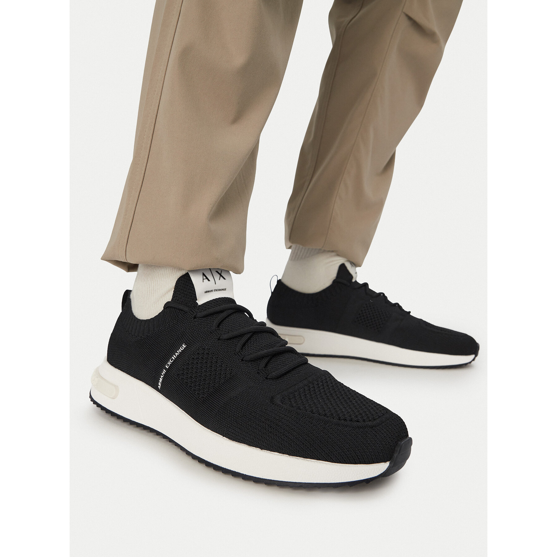 Sneakers Armani Exchange XM002624 AF18834 UC001 Negru